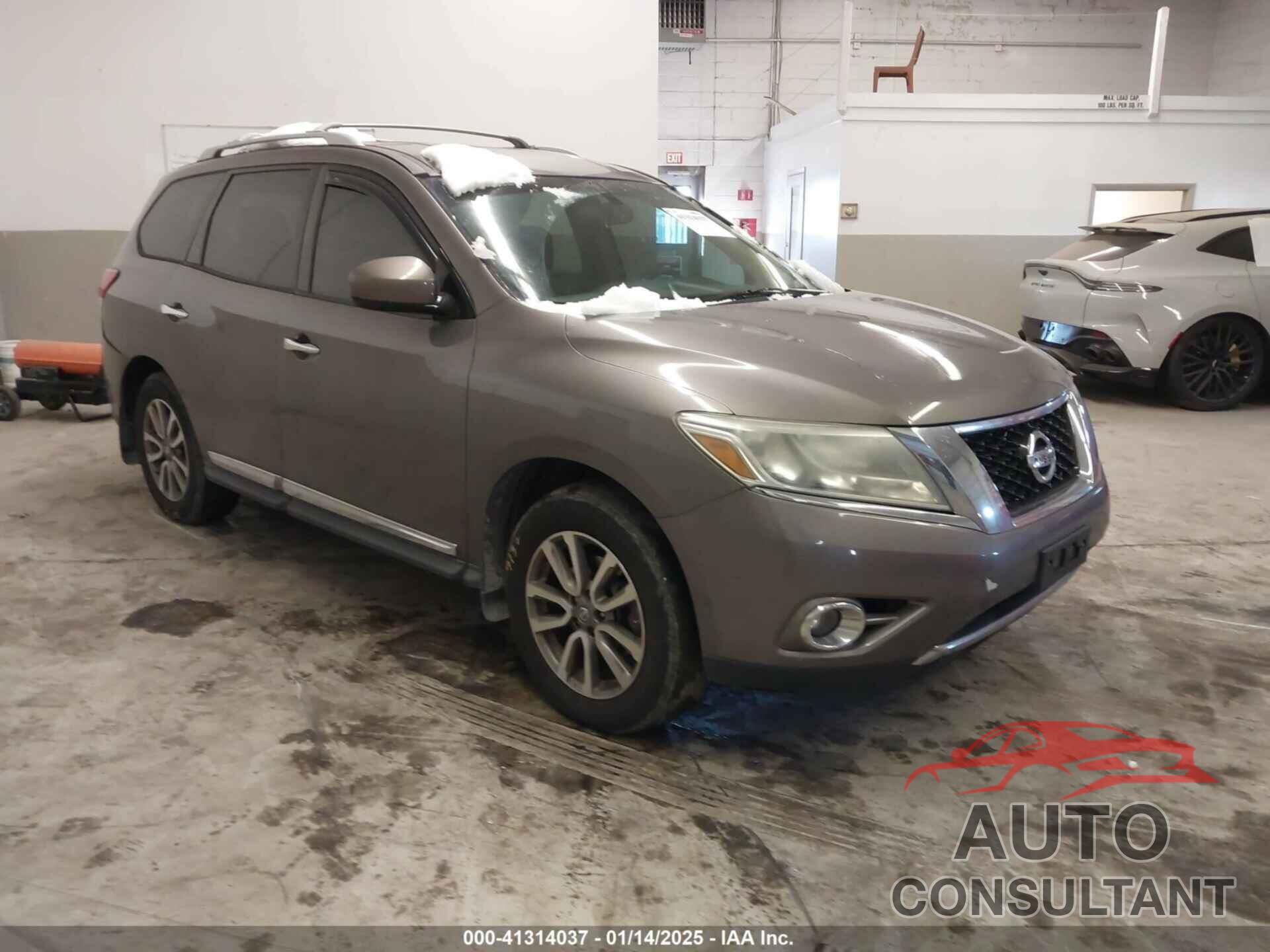 NISSAN PATHFINDER 2013 - 5N1AR2MM8DC627645