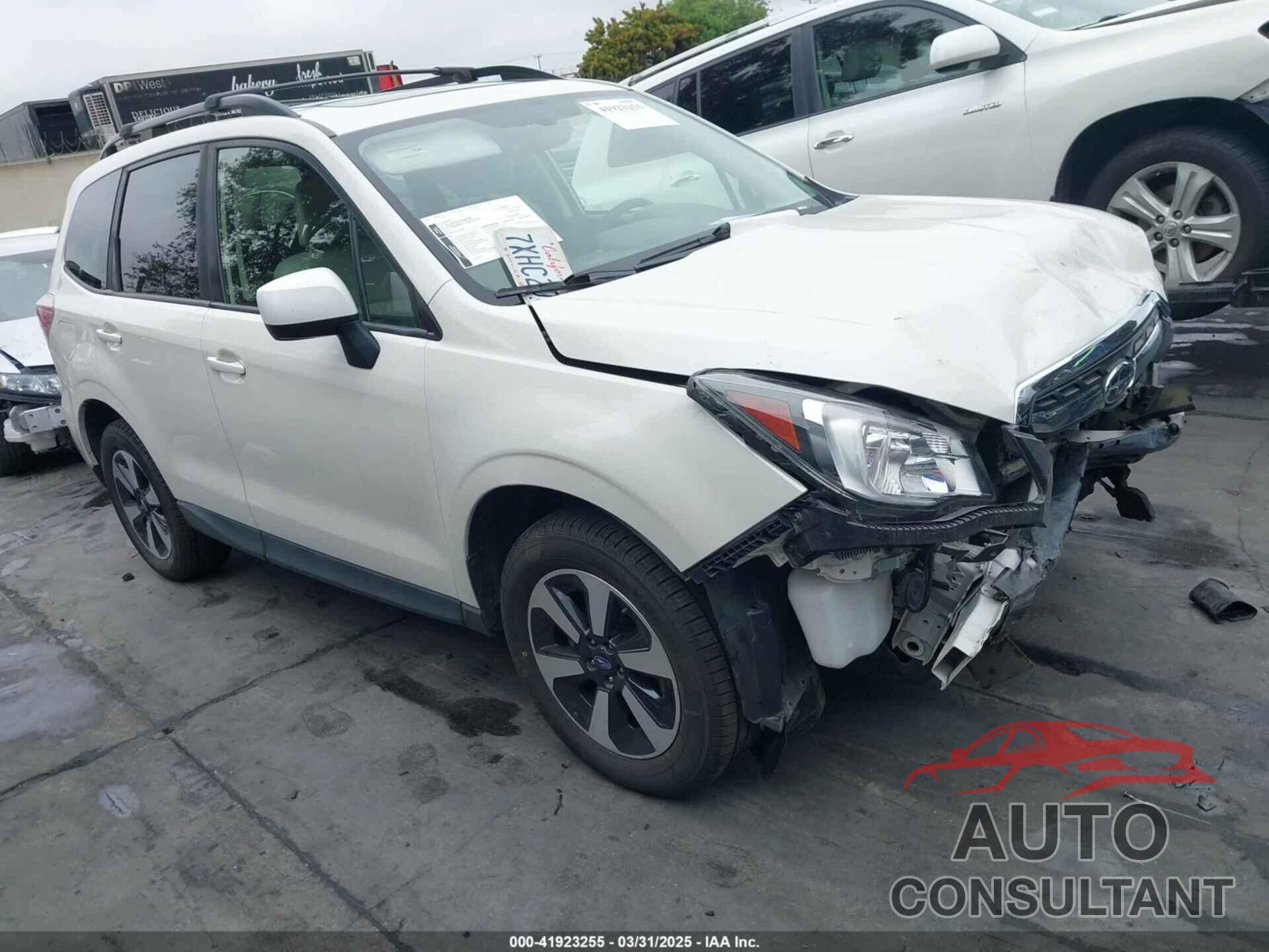 SUBARU FORESTER 2017 - JF2SJAEC0HH539666