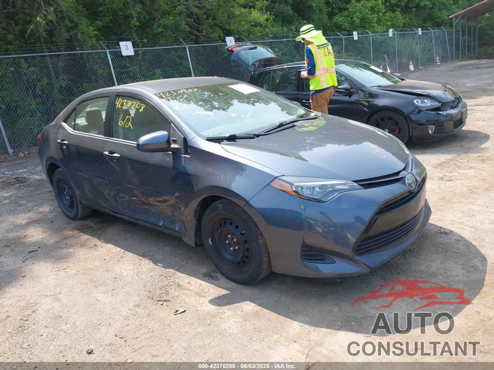 TOYOTA COROLLA 2019 - 2T1BURHE0KC184799