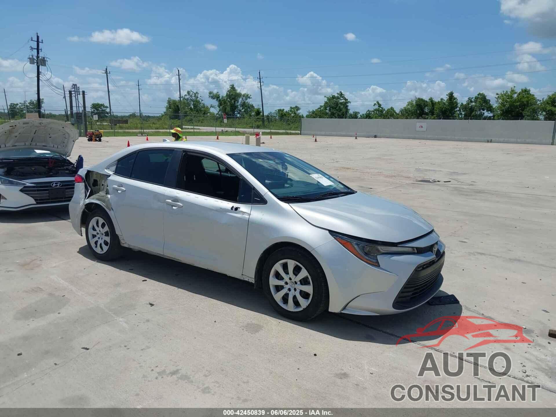 TOYOTA COROLLA 2023 - 5YFB4MDE4PP047333