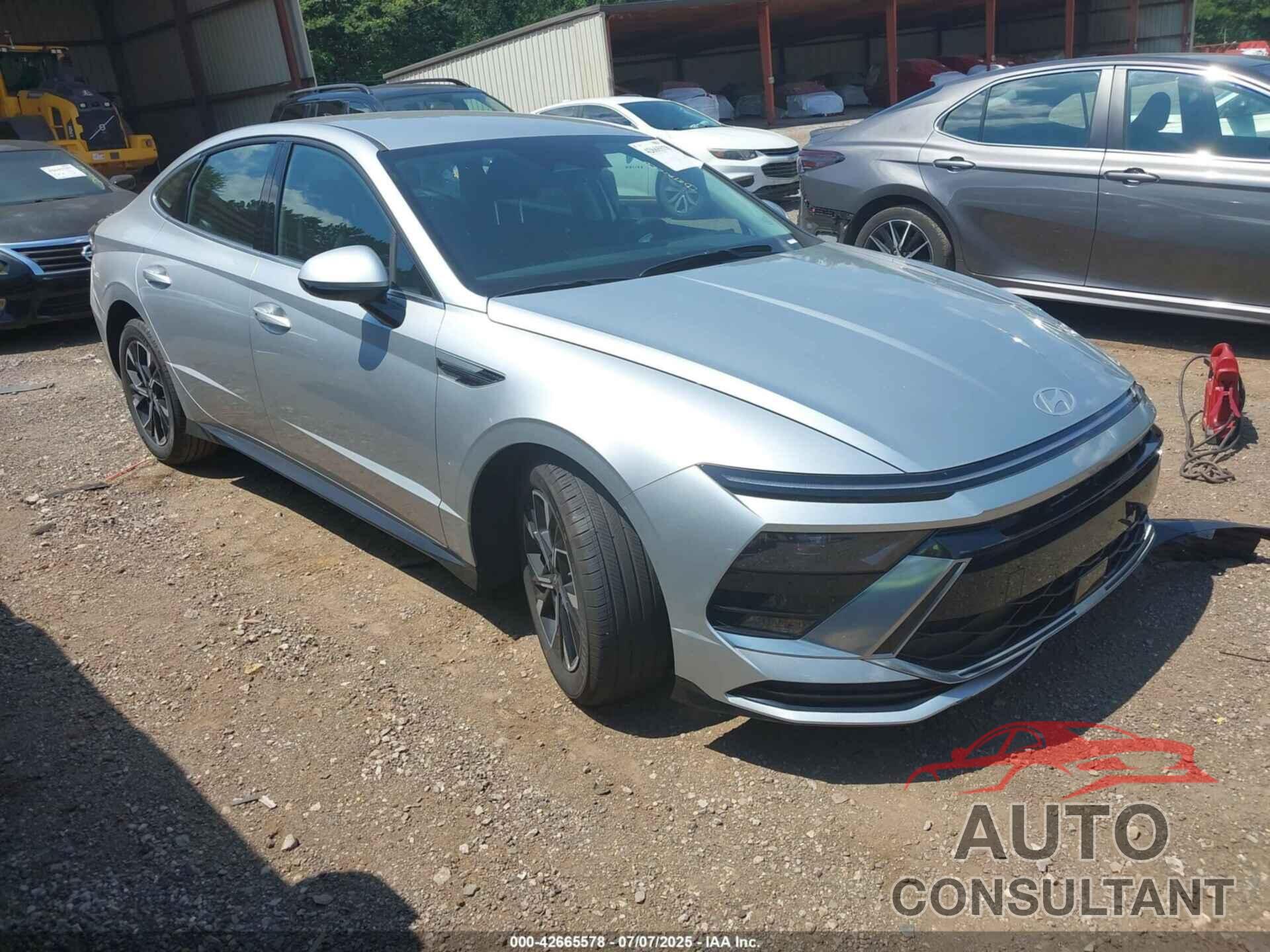 HYUNDAI SONATA 2025 - KMHL64JAXSA437586