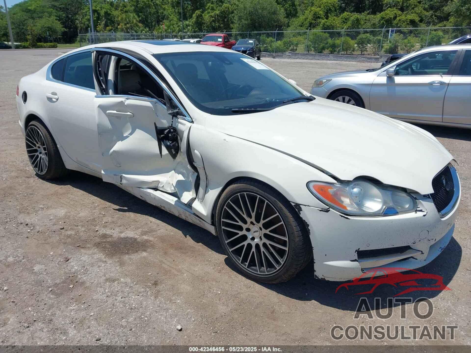 JAGUAR XF 2009 - SAJWA05B09HR06215