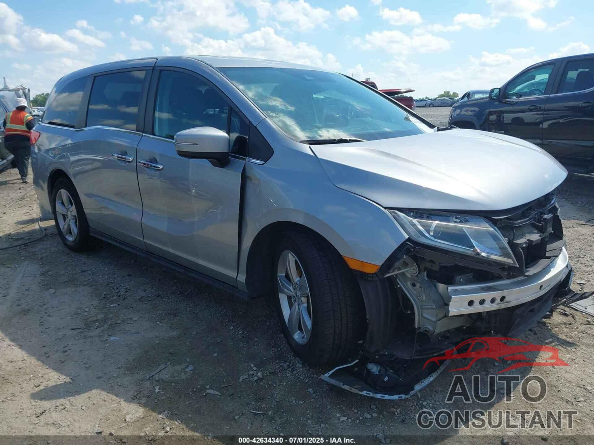 HONDA ODYSSEY 2018 - 5FNRL6H7XJB086004