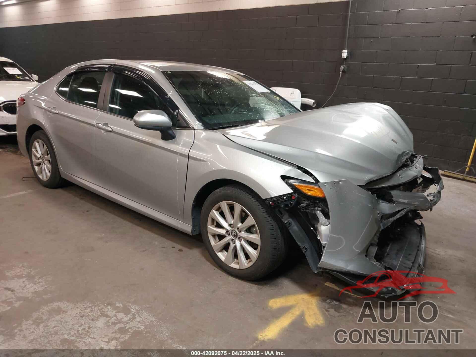 TOYOTA CAMRY 2018 - 4T1B11HK9JU123495