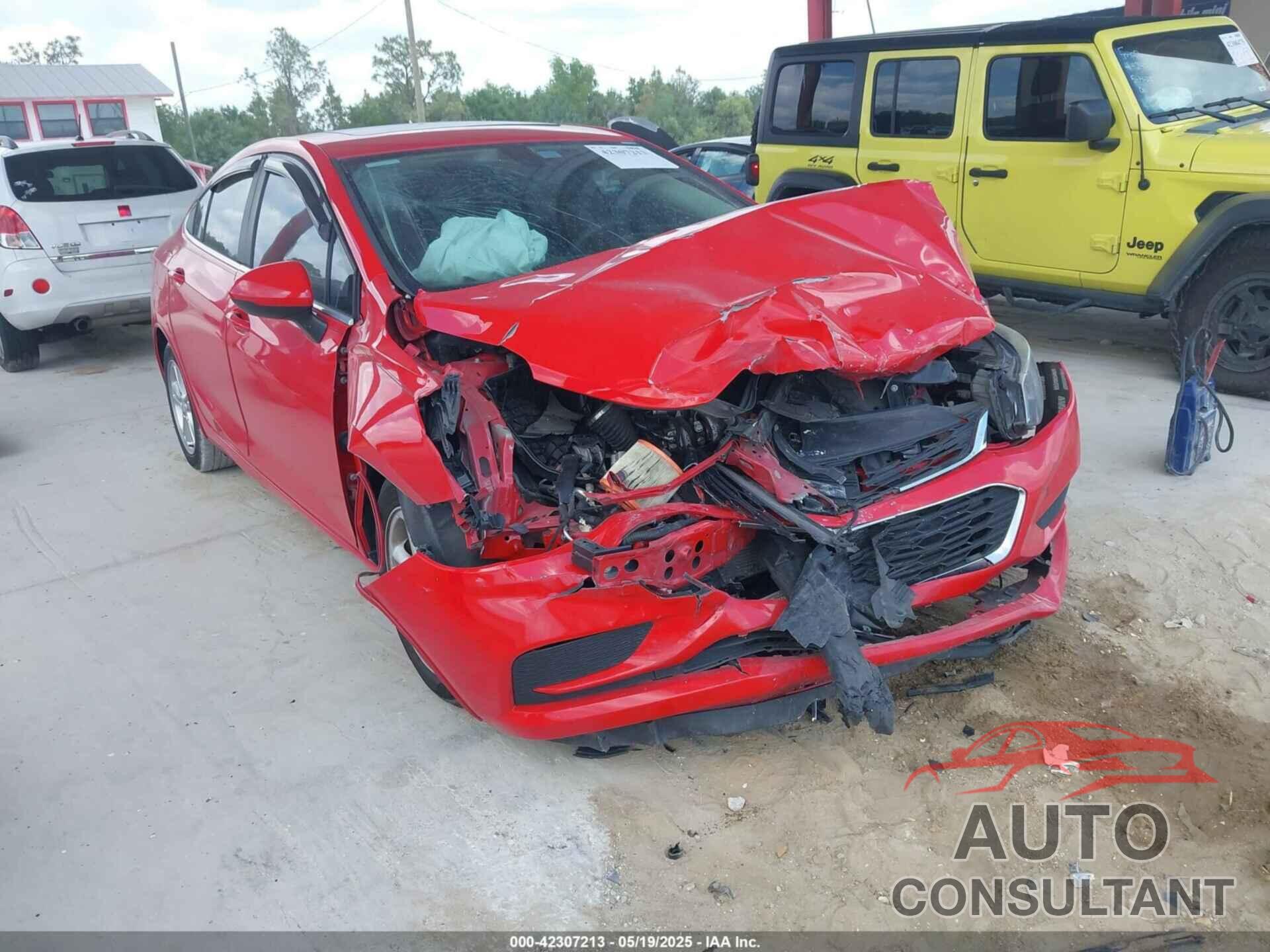 CHEVROLET CRUZE 2017 - 1G1BE5SM9H7272906