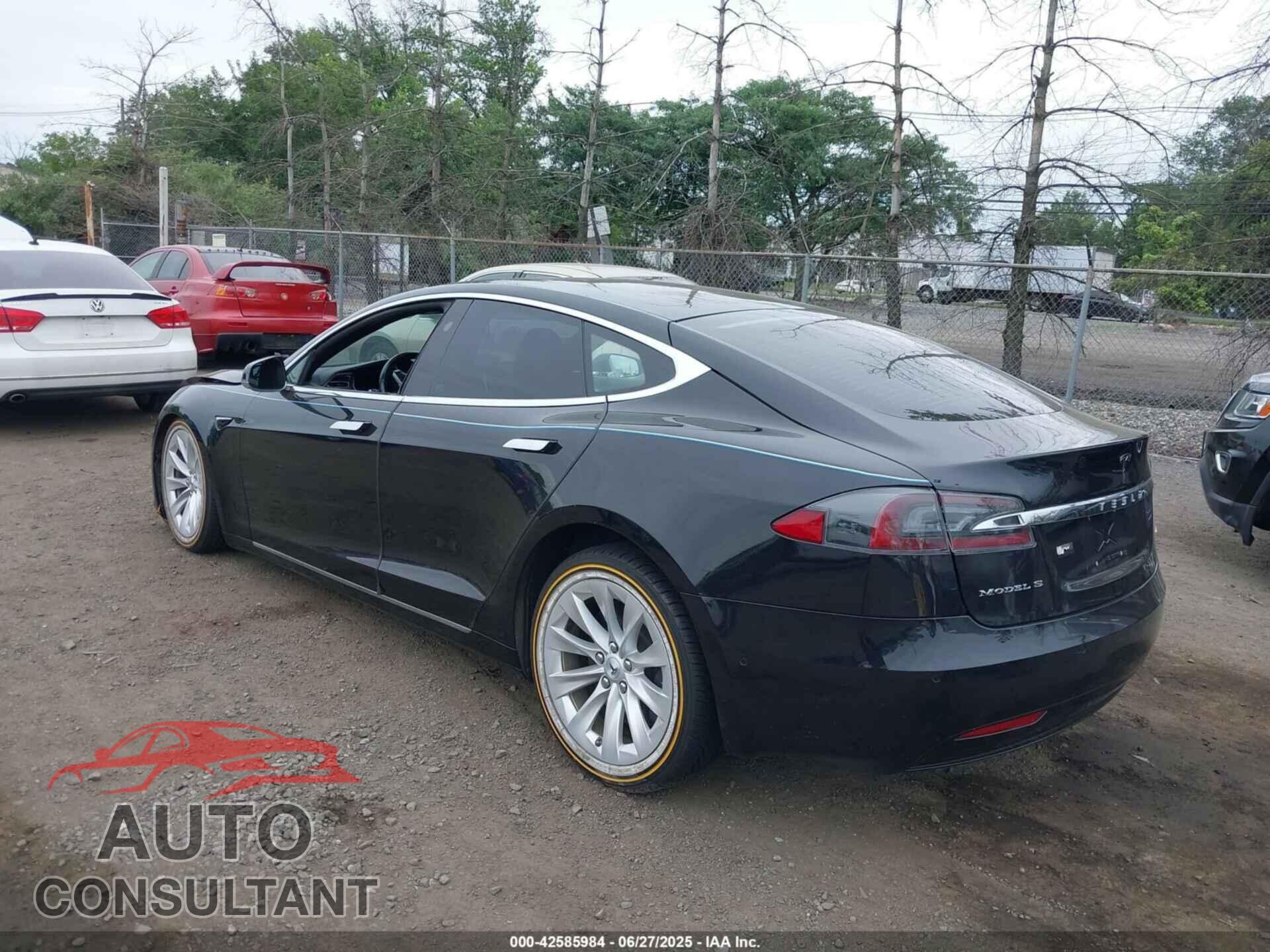 TESLA MODEL S 2018 - 5YJSA1E26JF244843