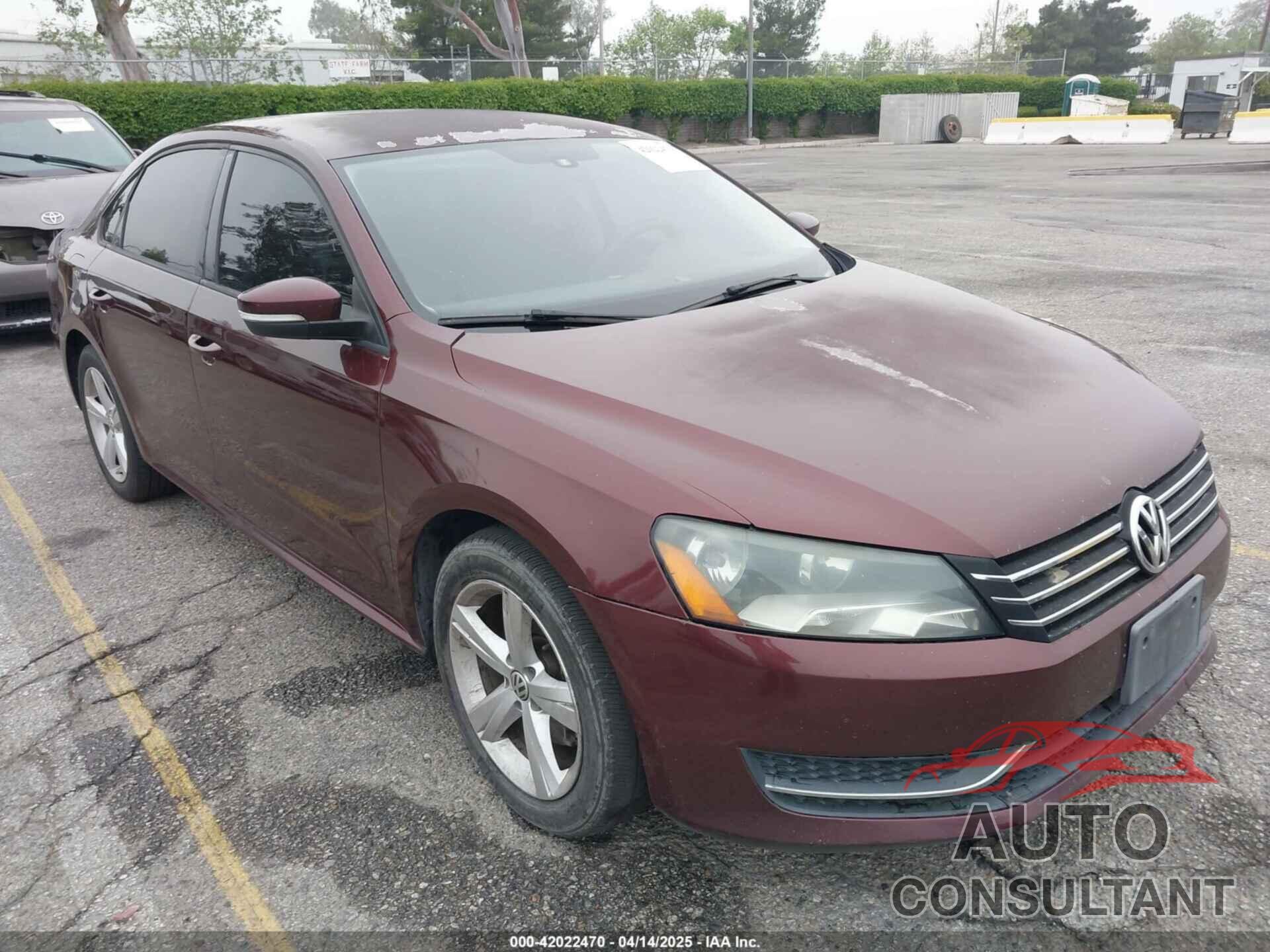 VOLKSWAGEN PASSAT 2013 - 1VWAP7A38DC136413