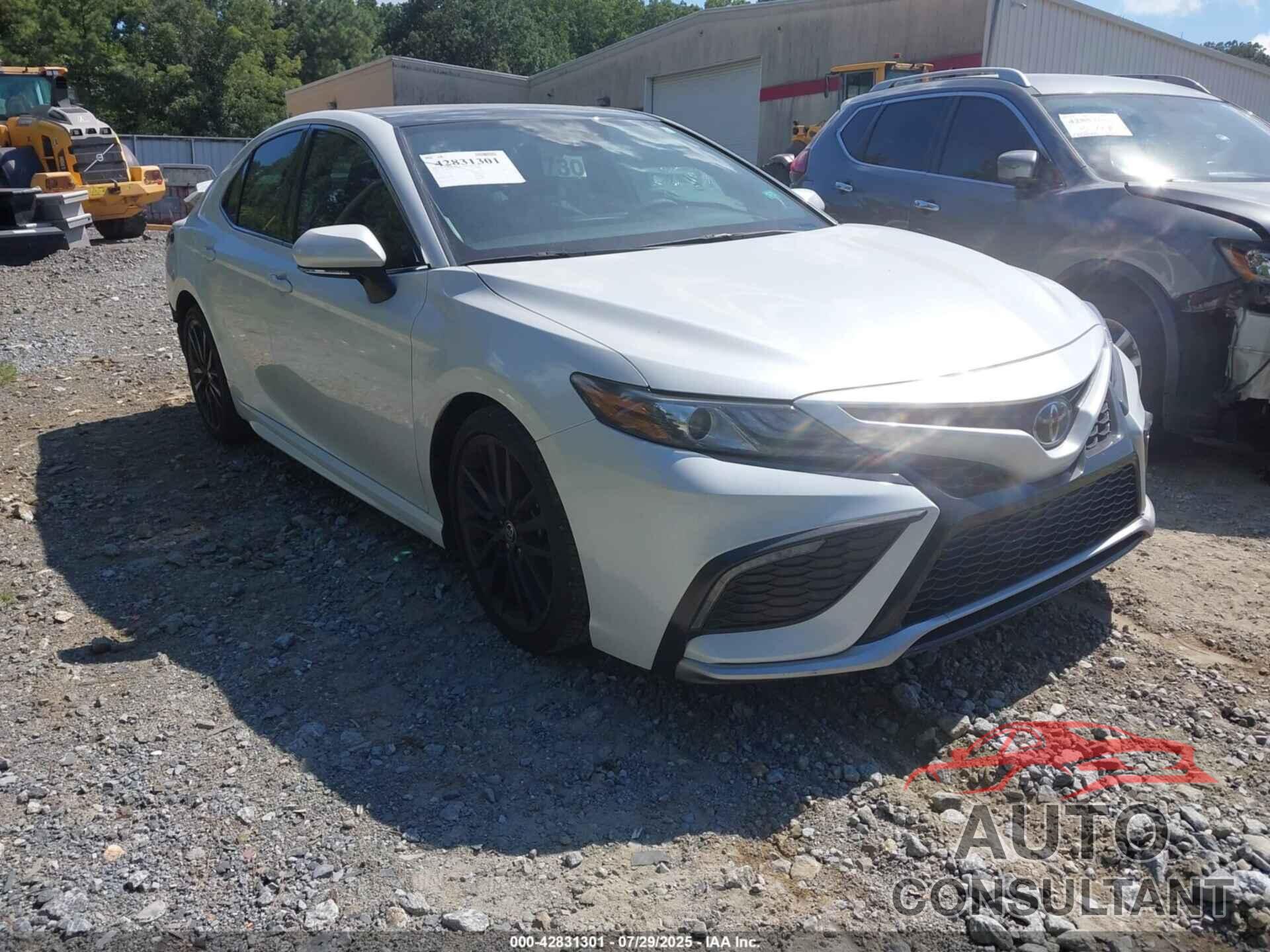 TOYOTA CAMRY 2022 - 4T1K61AK7NU032470