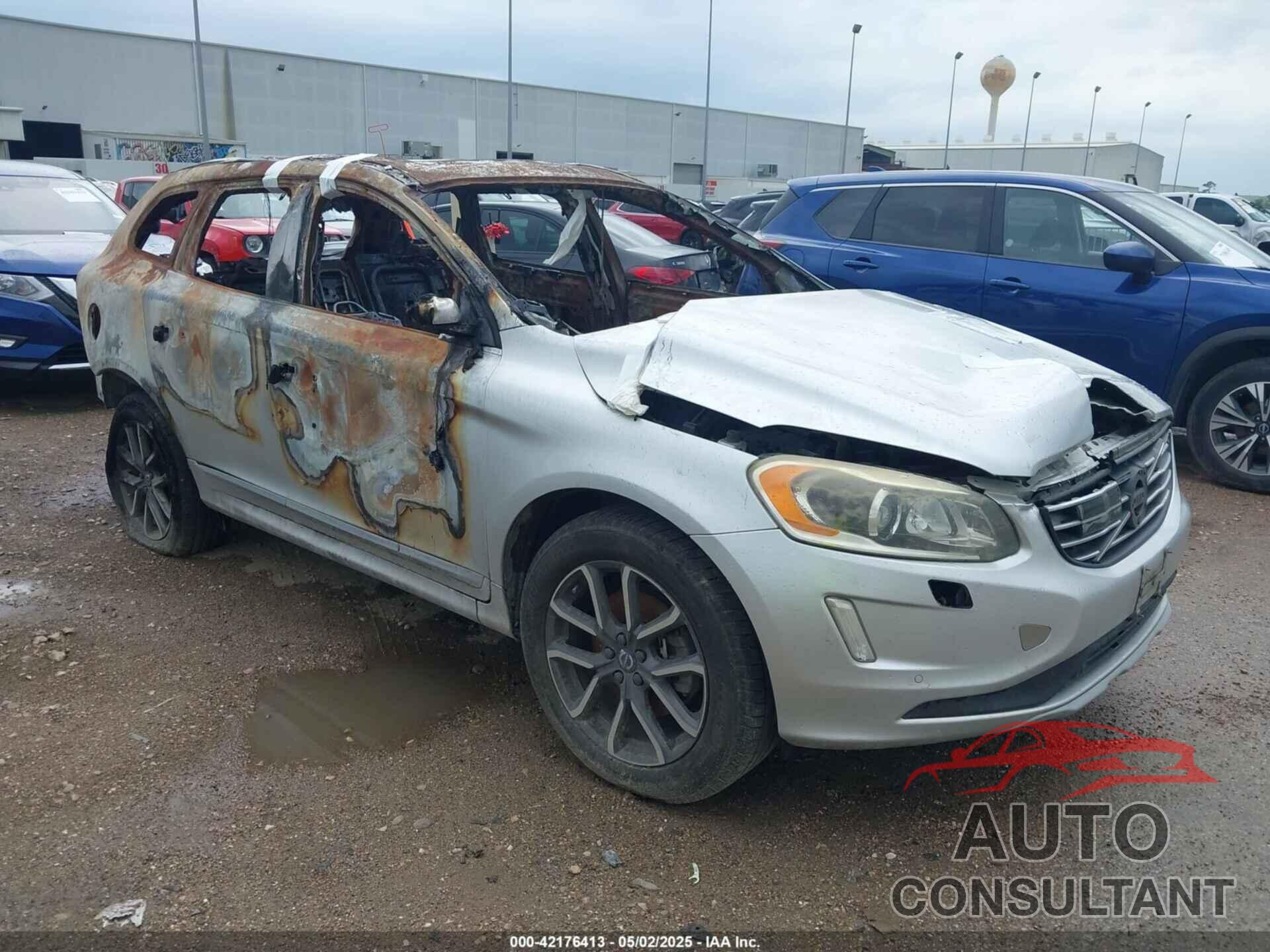 VOLVO XC60 2016 - YV440MDM7G2785649