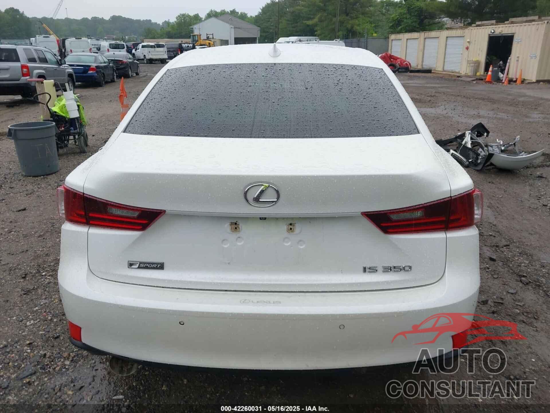 LEXUS IS 350 2014 - JTHBE1D22E5002420