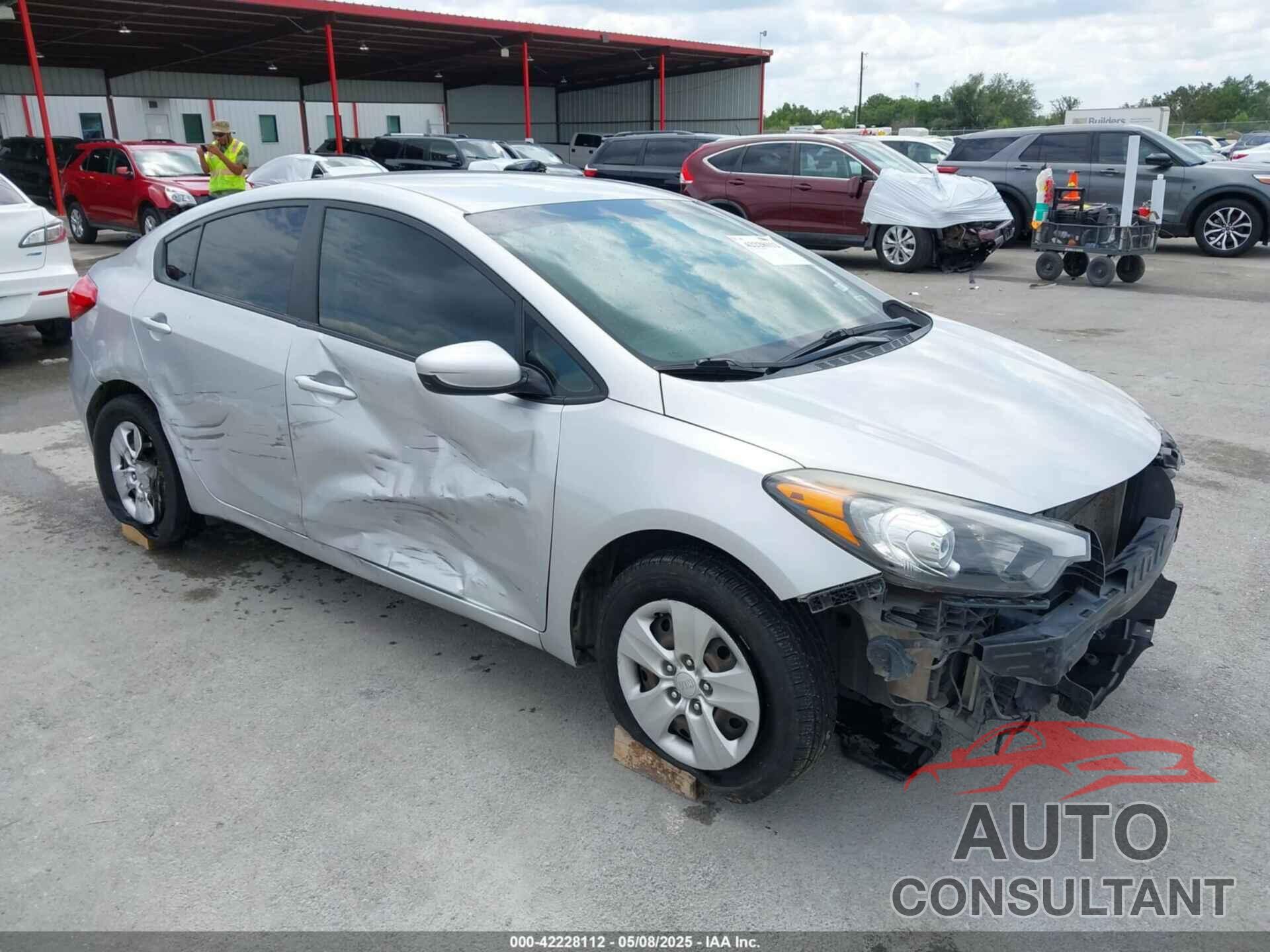 KIA FORTE 2016 - KNAFK4A61G5563728