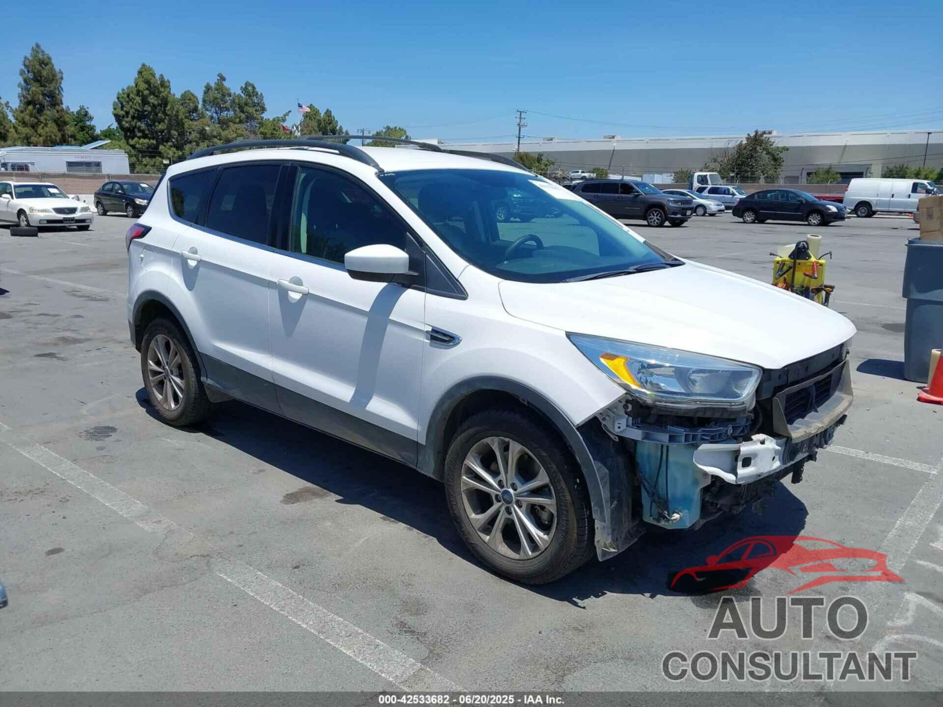 FORD ESCAPE 2018 - 1FMCU9GD5JUA97877