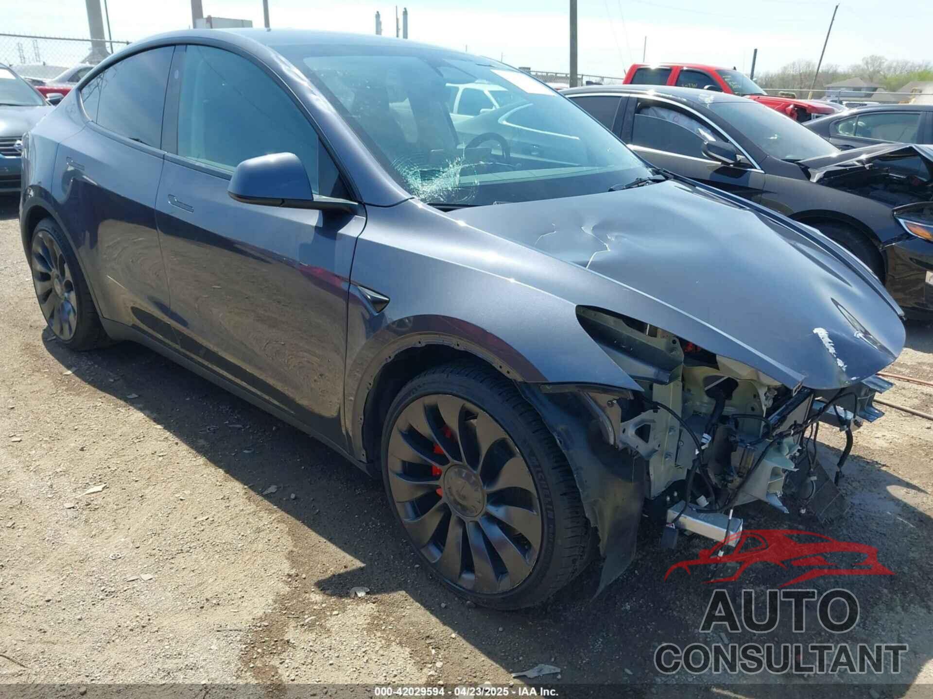 TESLA MODEL Y 2023 - 7SAYGDEF9PF972200