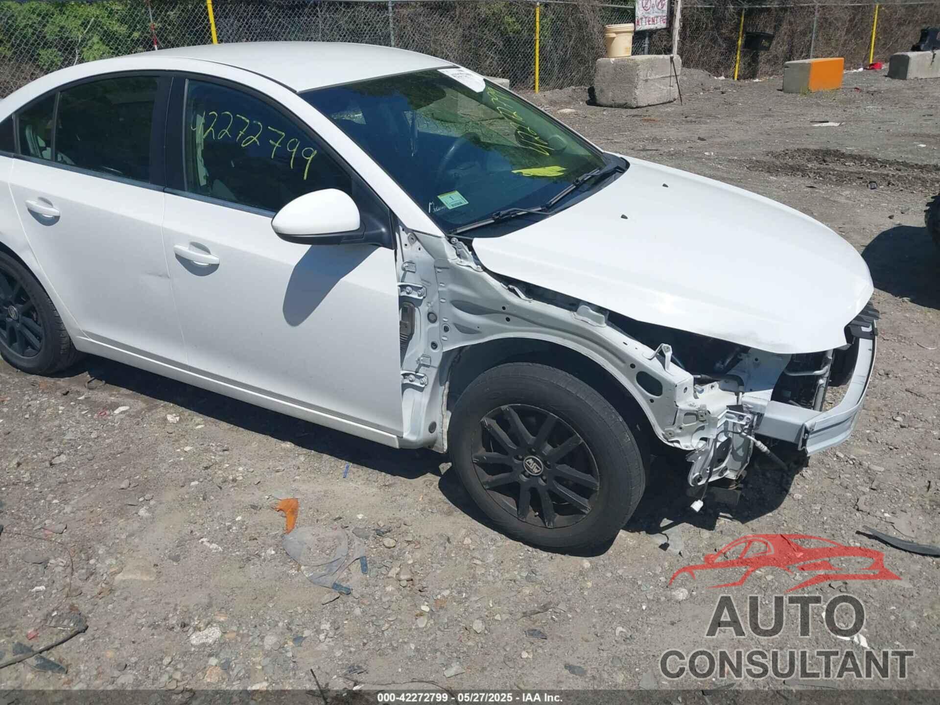 CHEVROLET CRUZE 2012 - 1G1PE5SC9C7275648