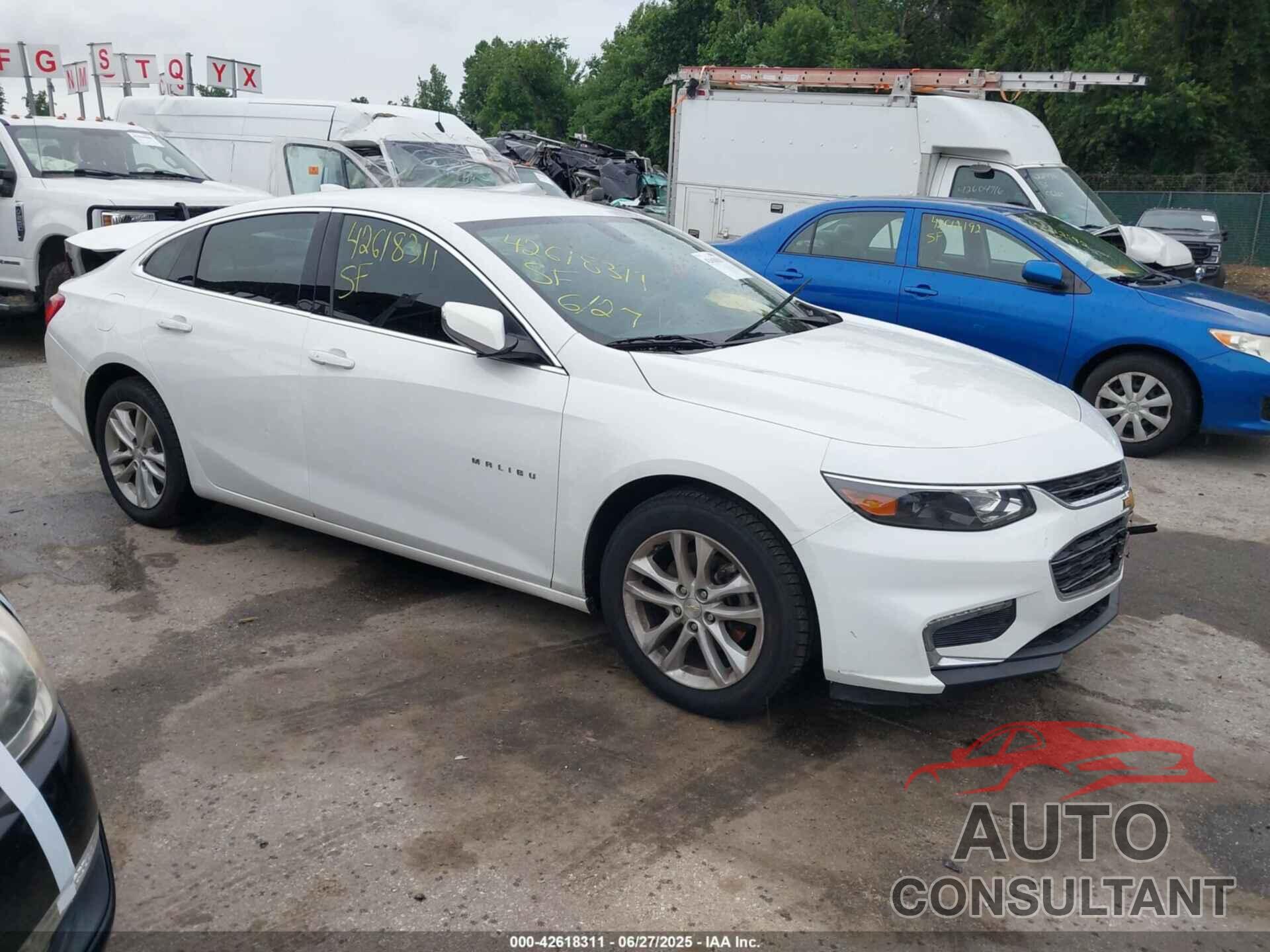 CHEVROLET MALIBU 2018 - 1G1ZD5ST7JF136892