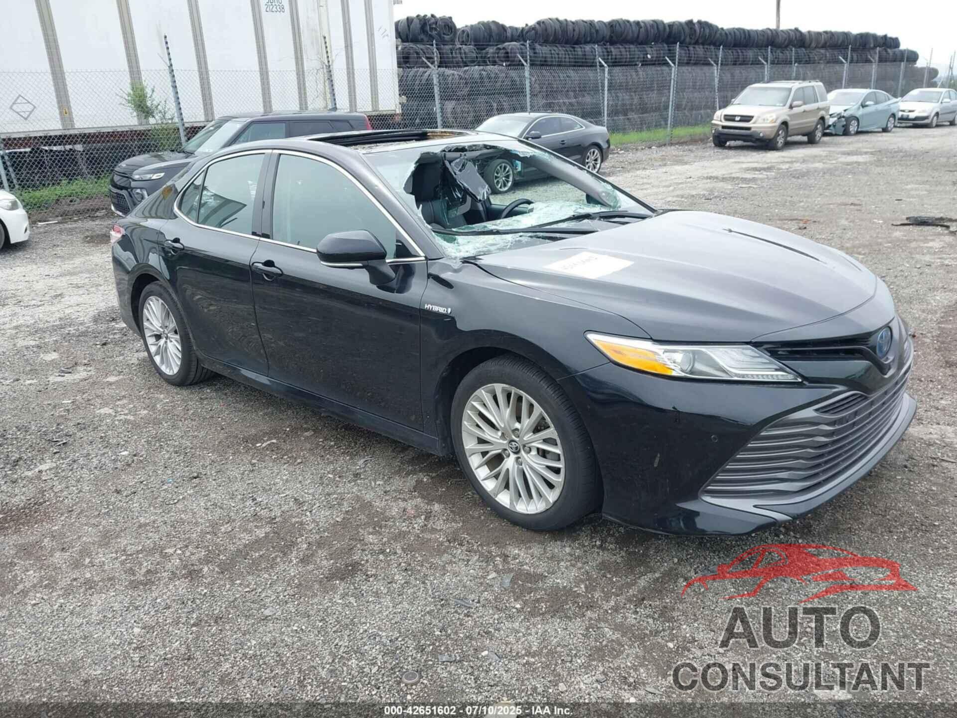 TOYOTA CAMRY HYBRID 2018 - 4T1B21HK3JU009814