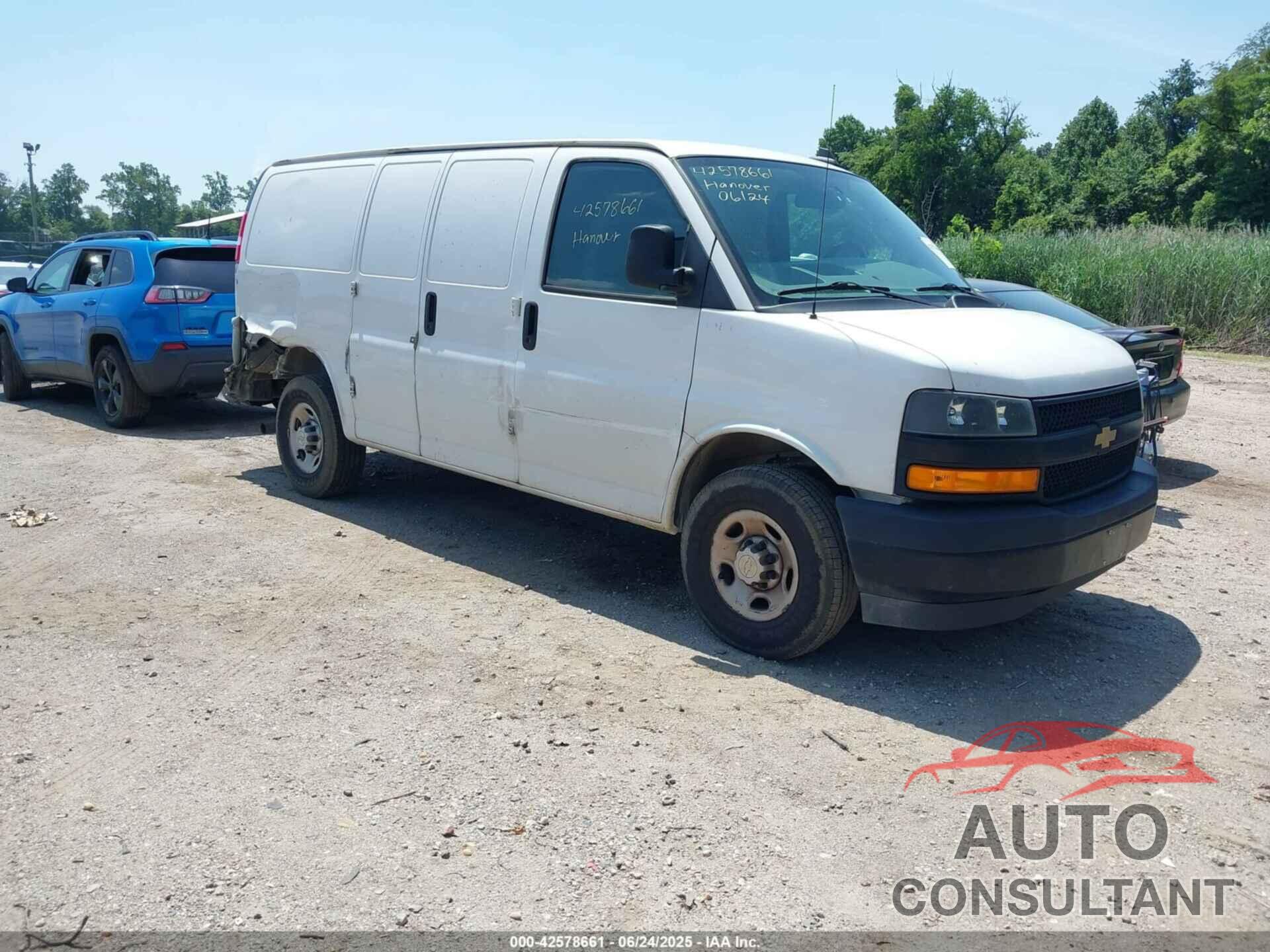 CHEVROLET EXPRESS CARGO 2021 - 1GCWGAFP7M1240646