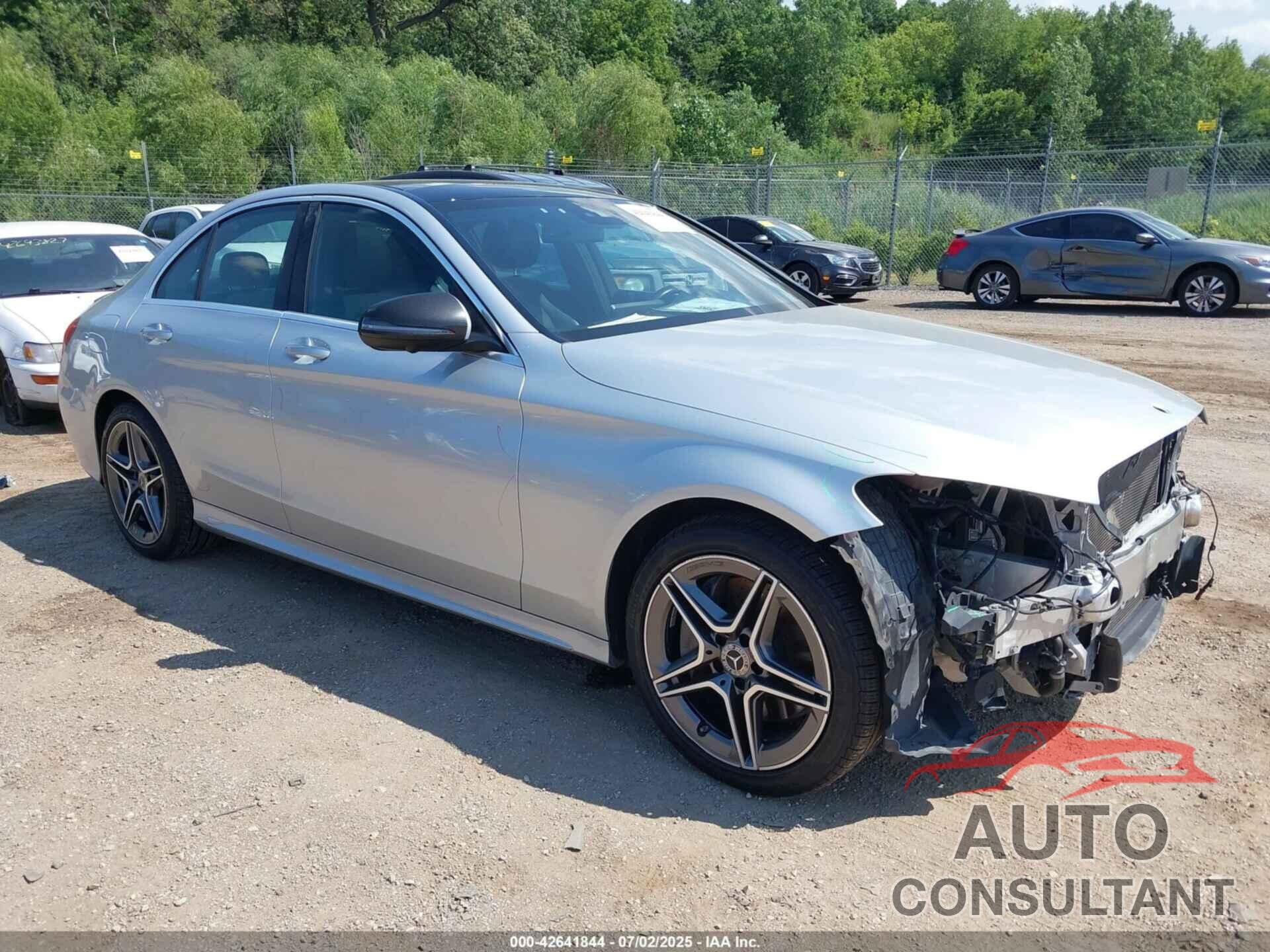 MERCEDES-BENZ C 300 2019 - 55SWF8EB7KU293139