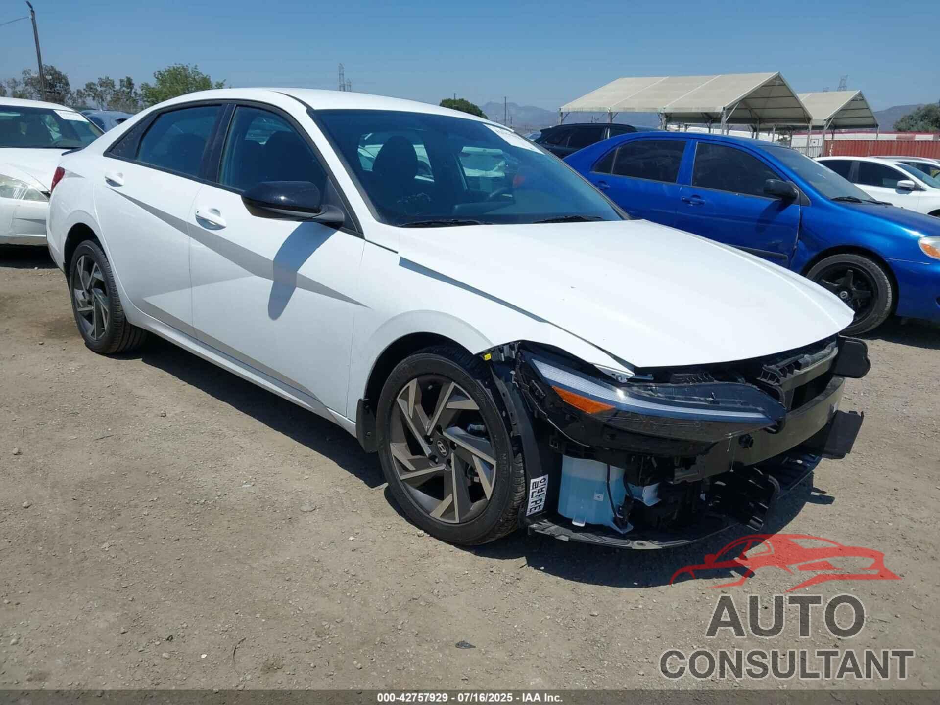 HYUNDAI ELANTRA 2025 - KMHLM4DG1SU933378