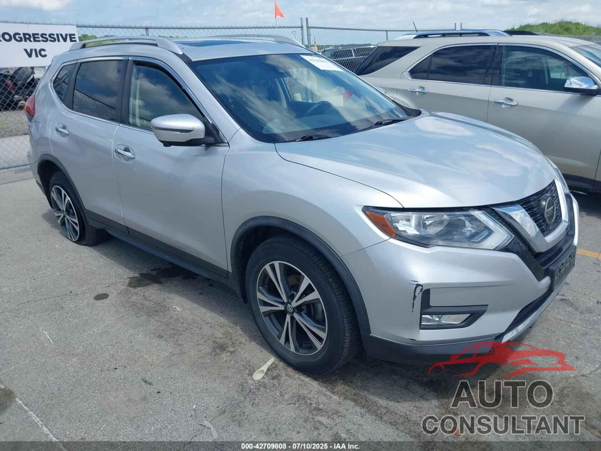NISSAN ROGUE 2019 - JN8AT2MV1KW393492