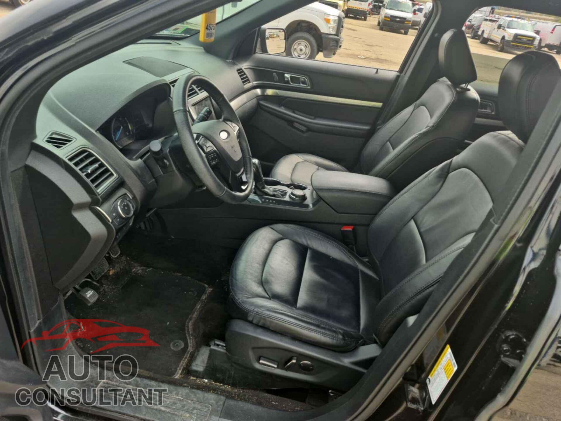 FORD EXPLORER 2018 - 1FM5K8D80JGB48121