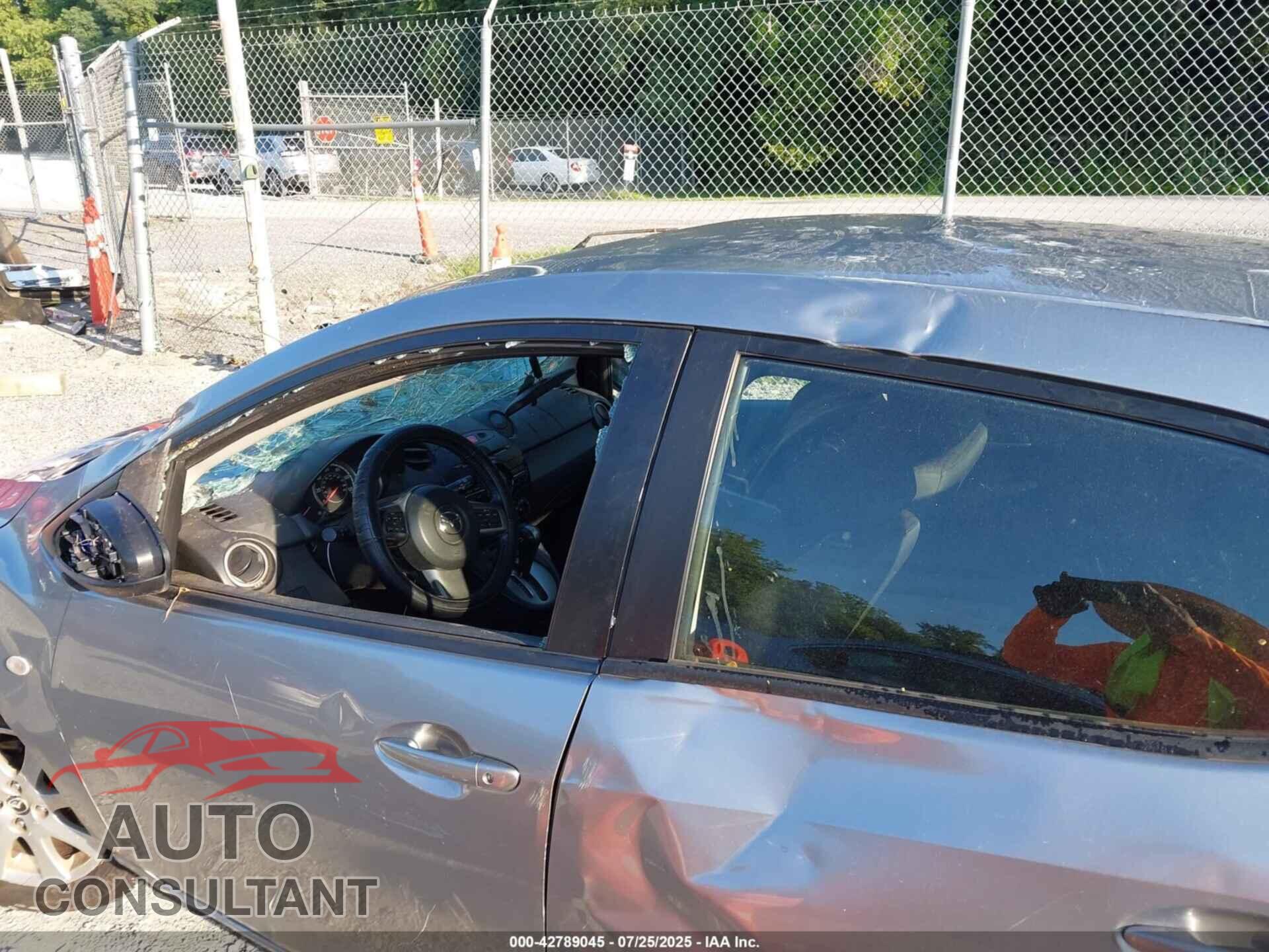 MAZDA MAZDA2 2013 - JM1DE1LY2D0157769
