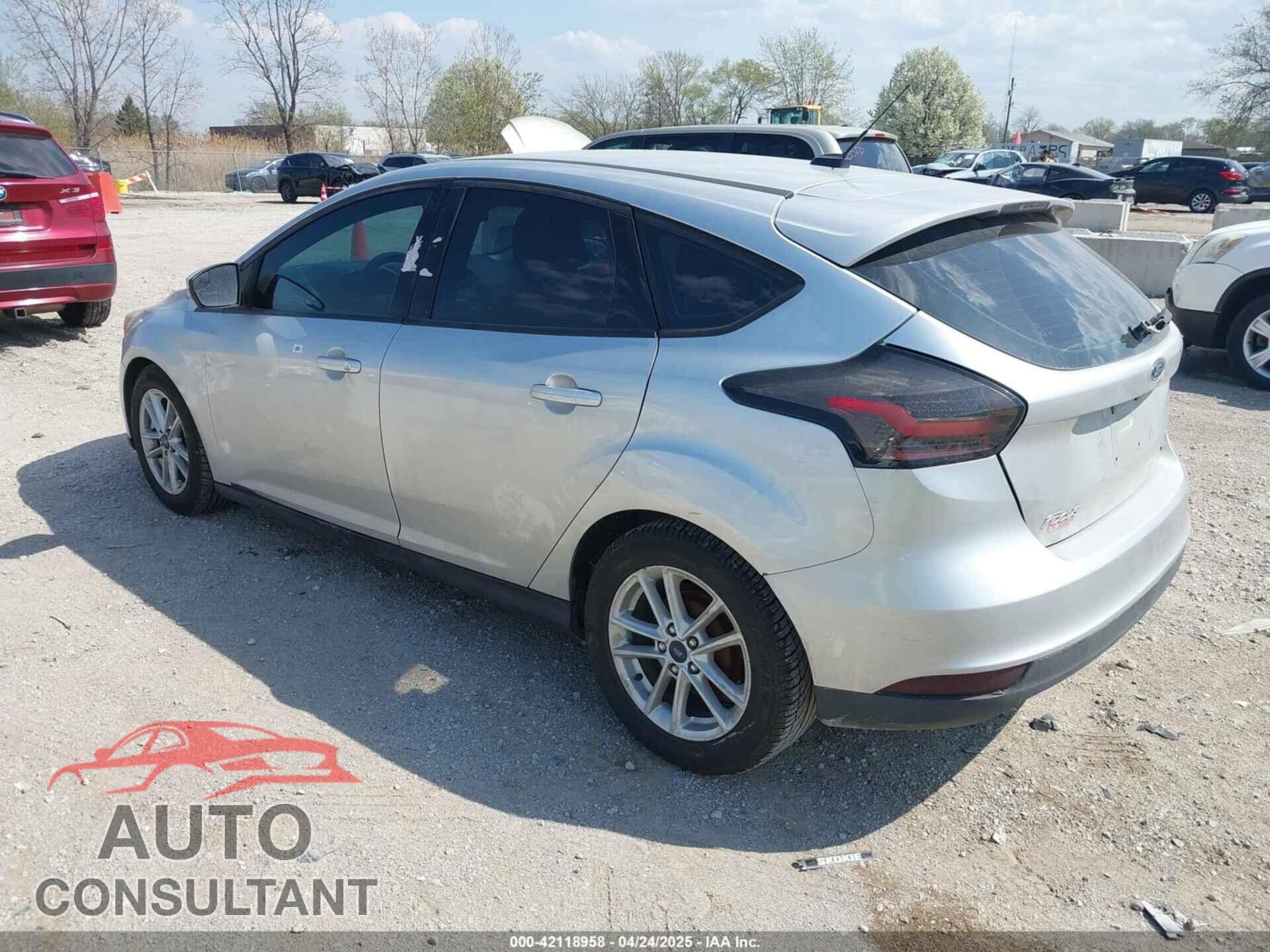 FORD FOCUS 2015 - 1FADP3K20FL288791