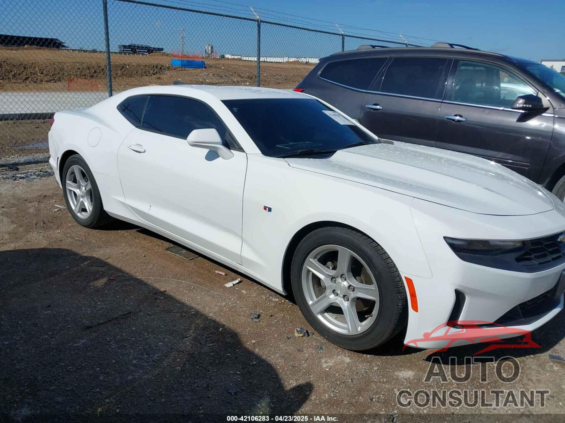 CHEVROLET CAMARO 2019 - 1G1FB1RX0K0149384