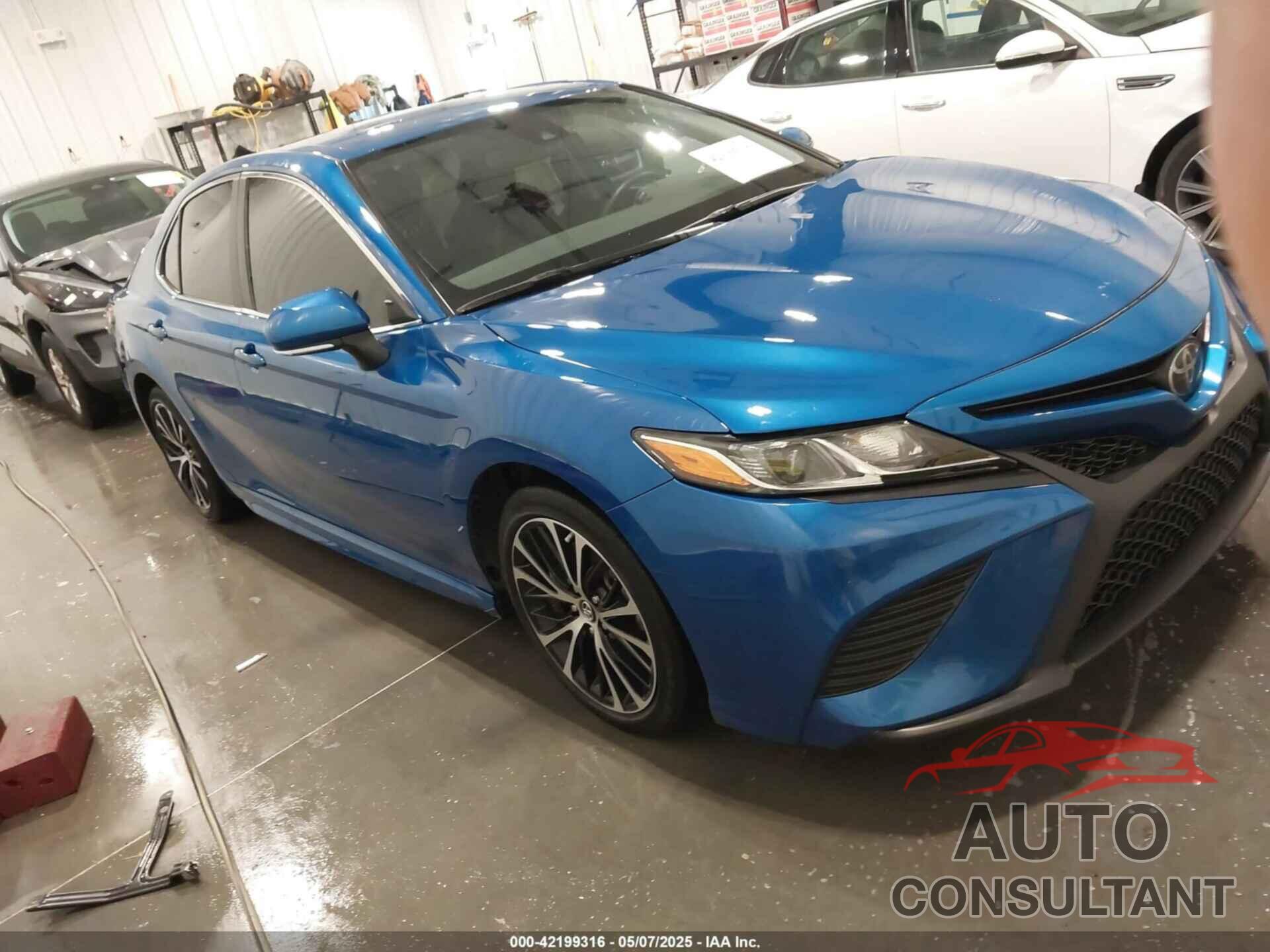 TOYOTA CAMRY 2019 - 4T1B11HK4KU261656