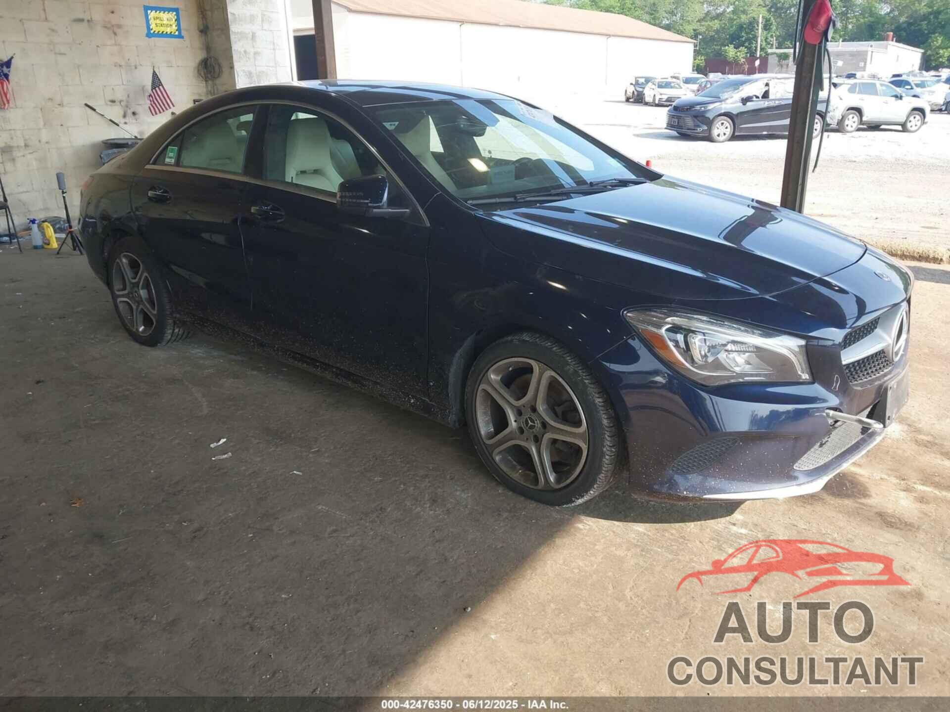 MERCEDES-BENZ CLA 250 2019 - WDDSJ4GB3KN743526