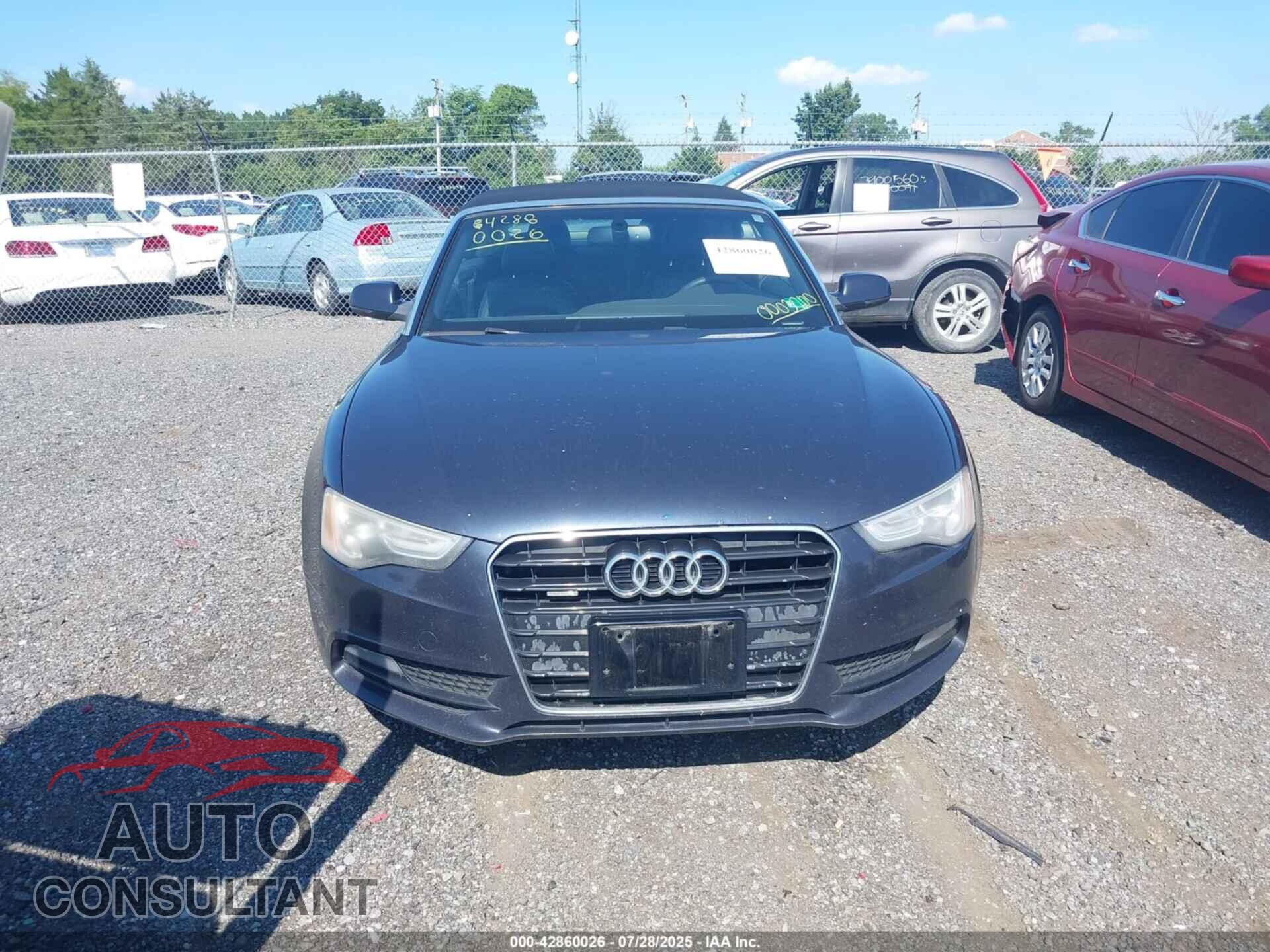 AUDI A5 2013 - WAULFAFH2DN003700