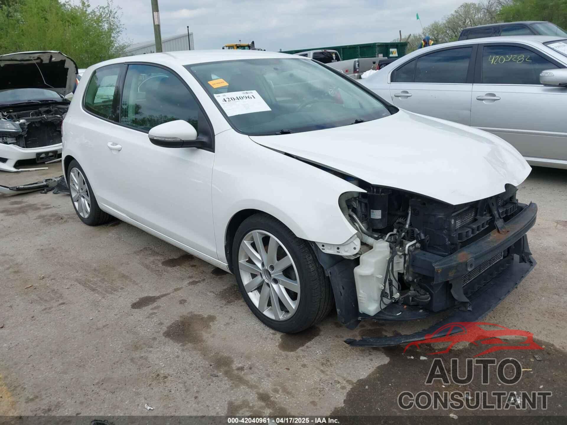 VOLKSWAGEN GOLF 2011 - WVWBM7AJ7BW148840