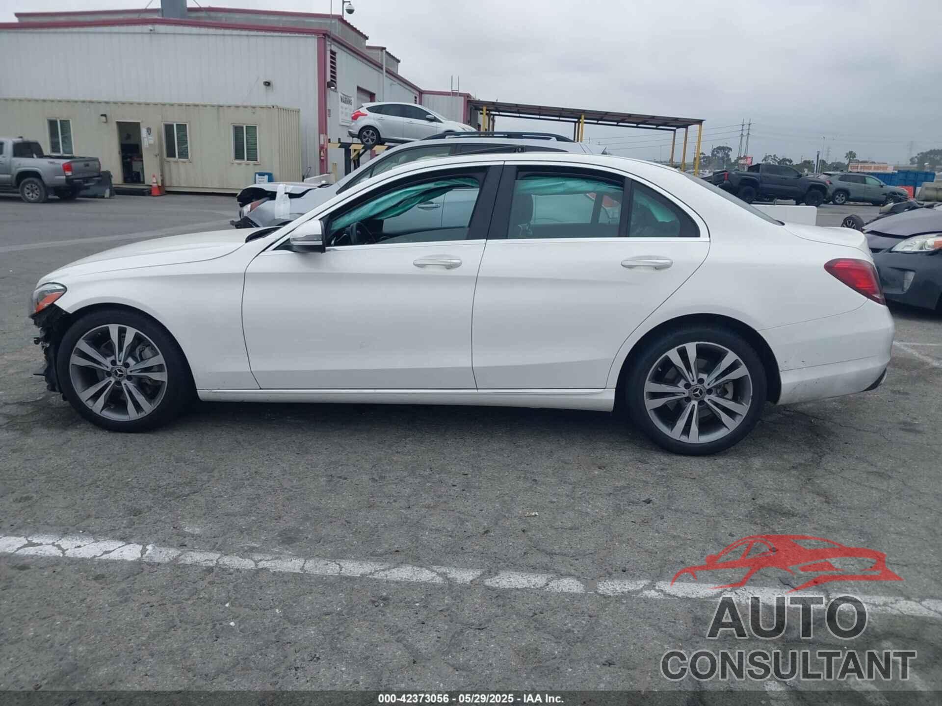 MERCEDES-BENZ C 300 2020 - WDDWF8DB3LR541486