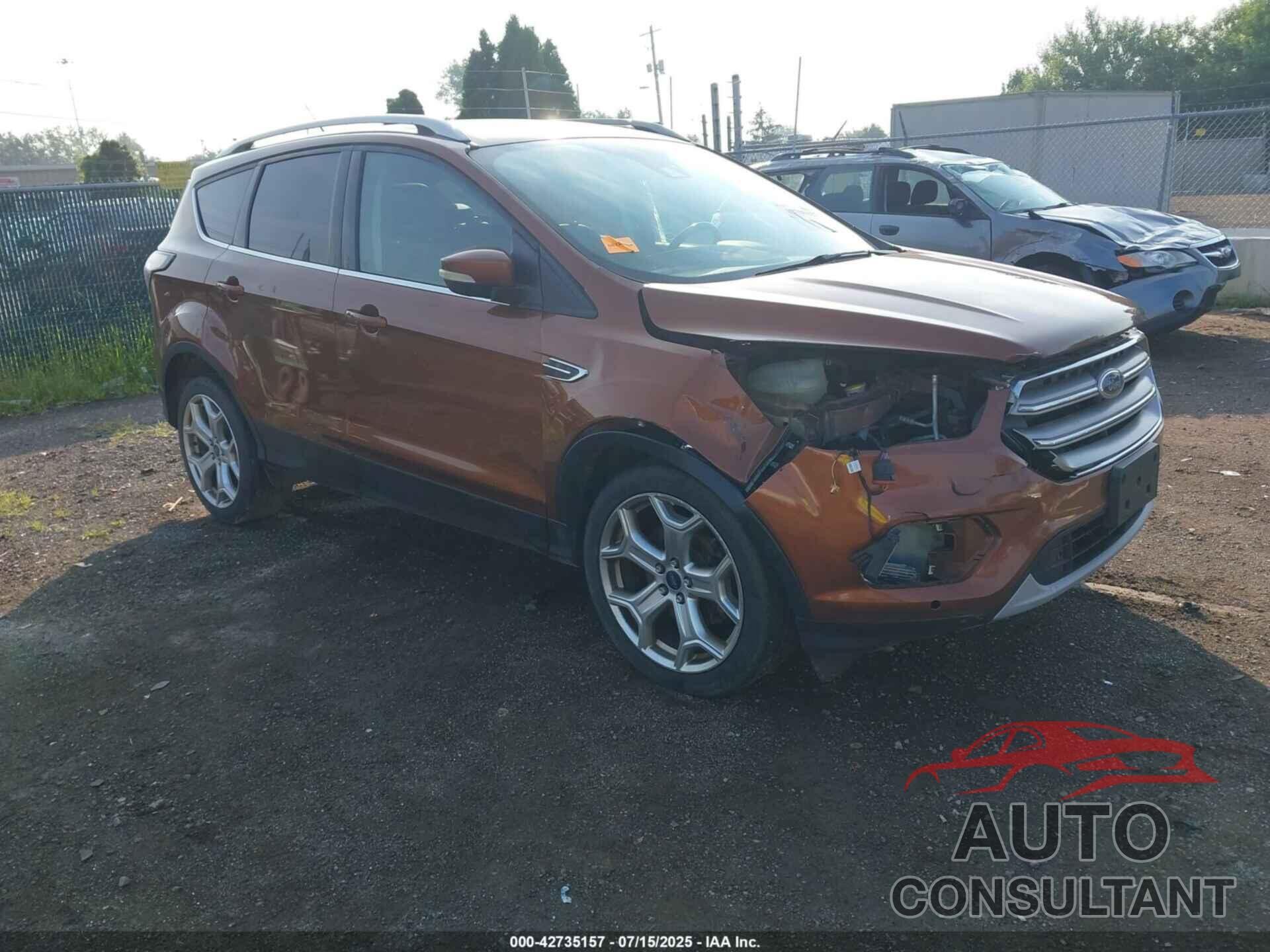 FORD ESCAPE 2017 - 1FMCU9J96HUE04925