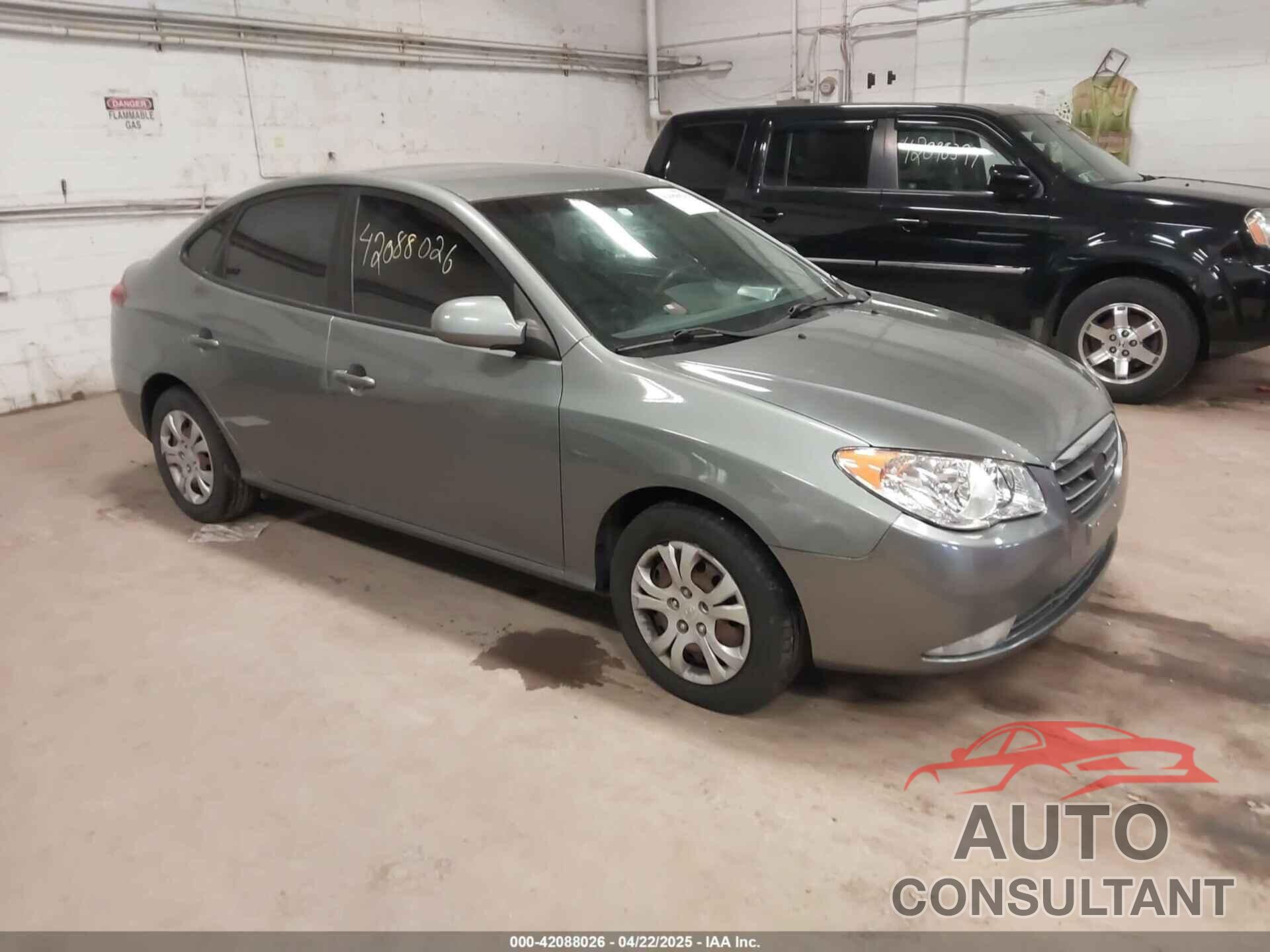 HYUNDAI ELANTRA 2010 - KMHDU4AD9AU937417