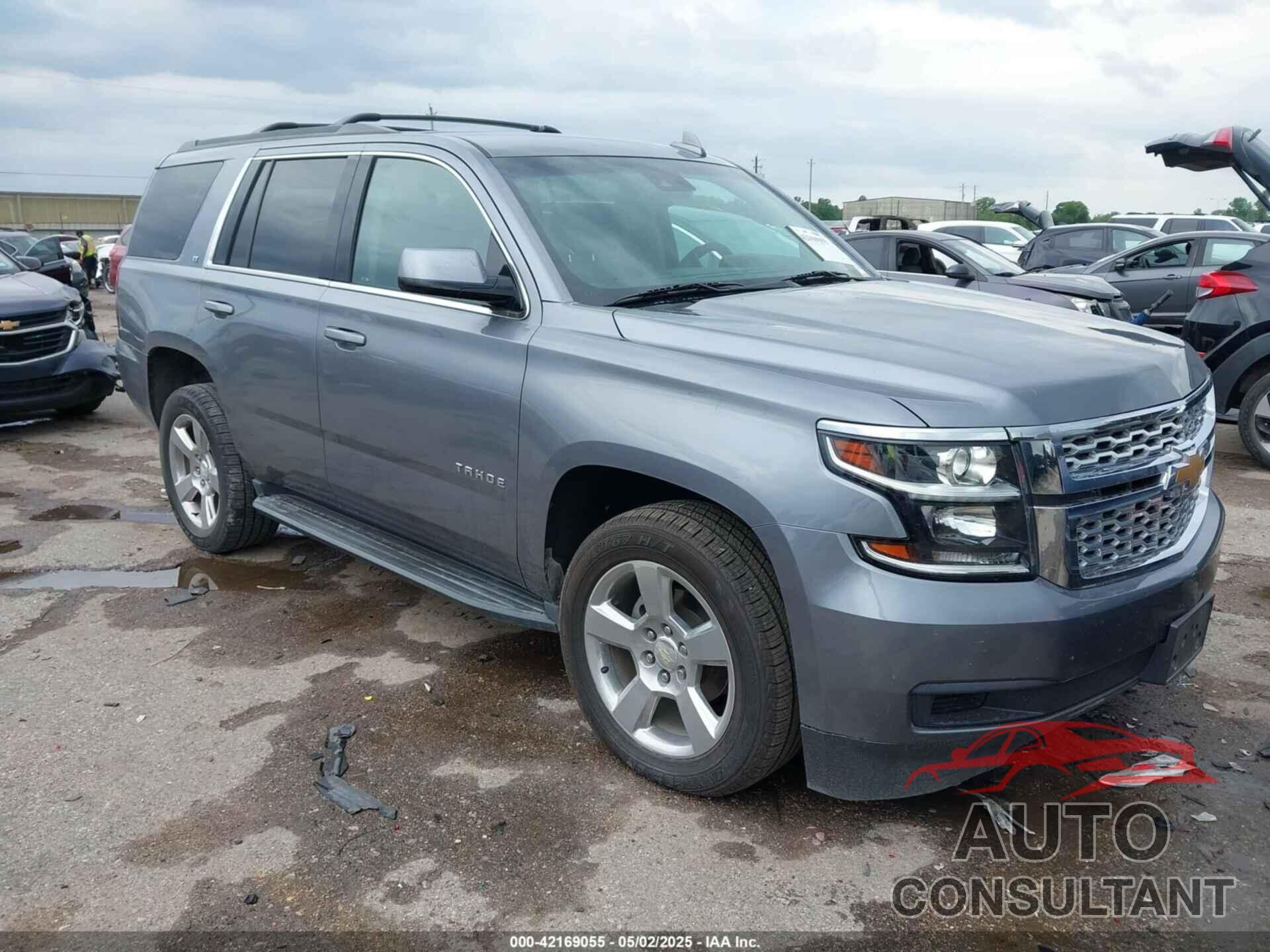 CHEVROLET TAHOE 2018 - 1GNSCBKC8JR136920