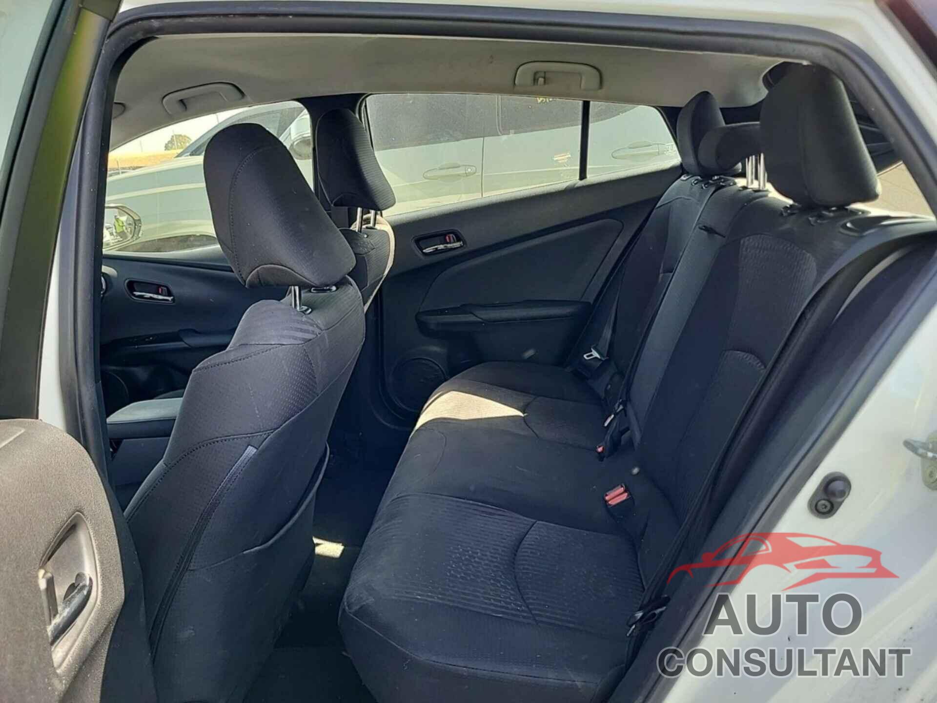 TOYOTA PRIUS 2018 - JTDKARFU1J3055271