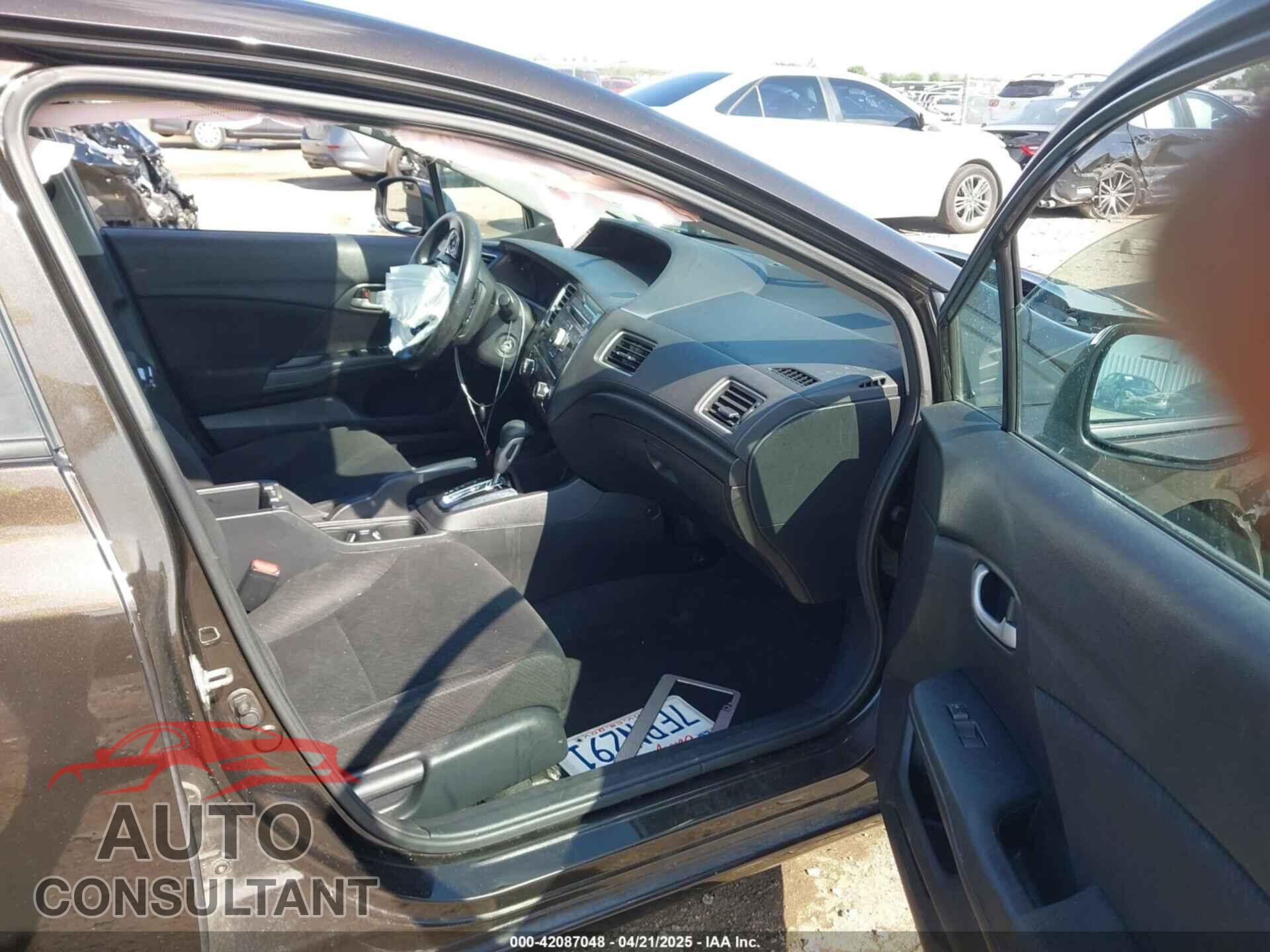 HONDA CIVIC 2013 - 2HGFB2F56DH596124