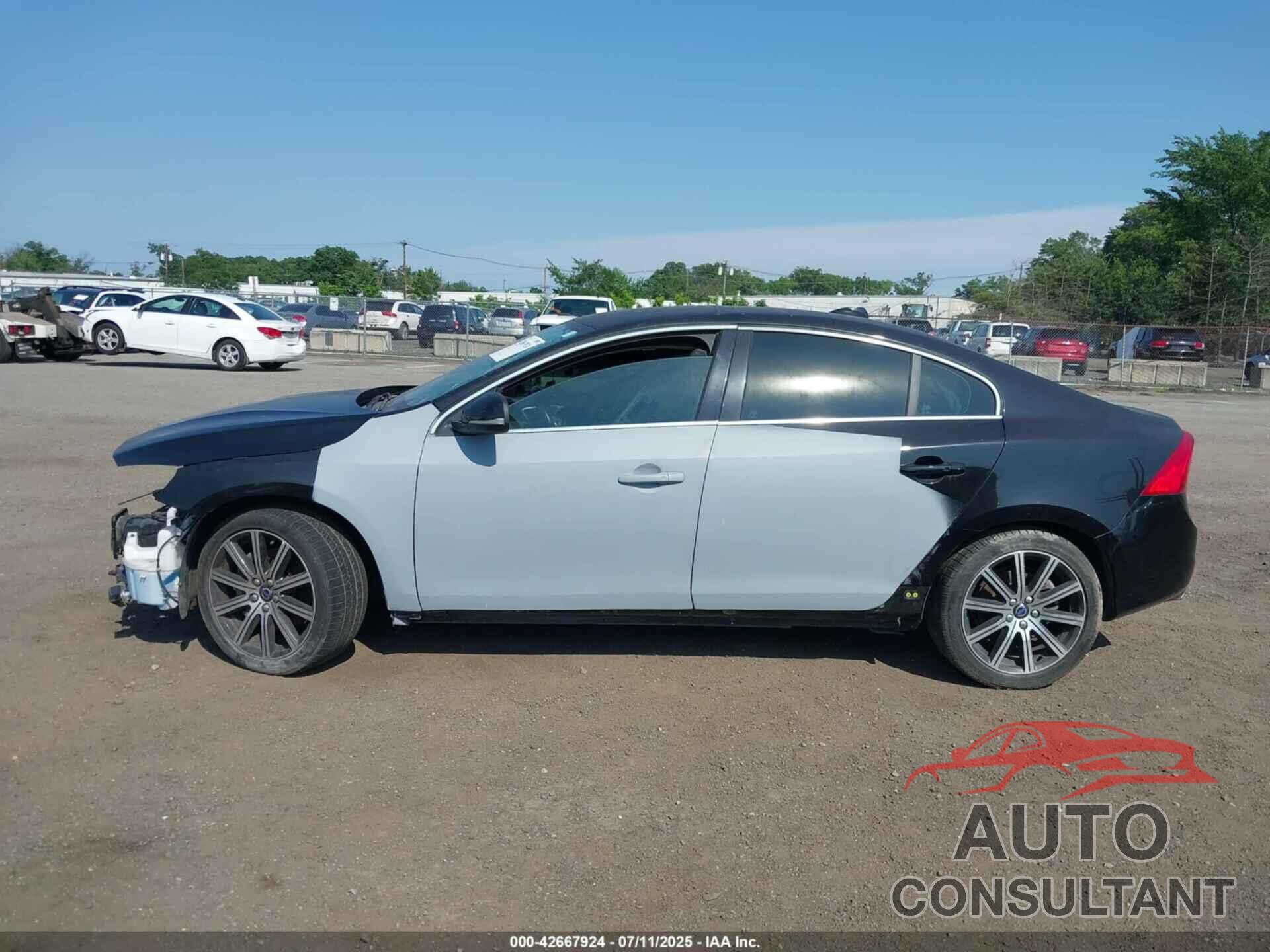 VOLVO S60 INSCRIPTION 2017 - LYV402TKXHB136158