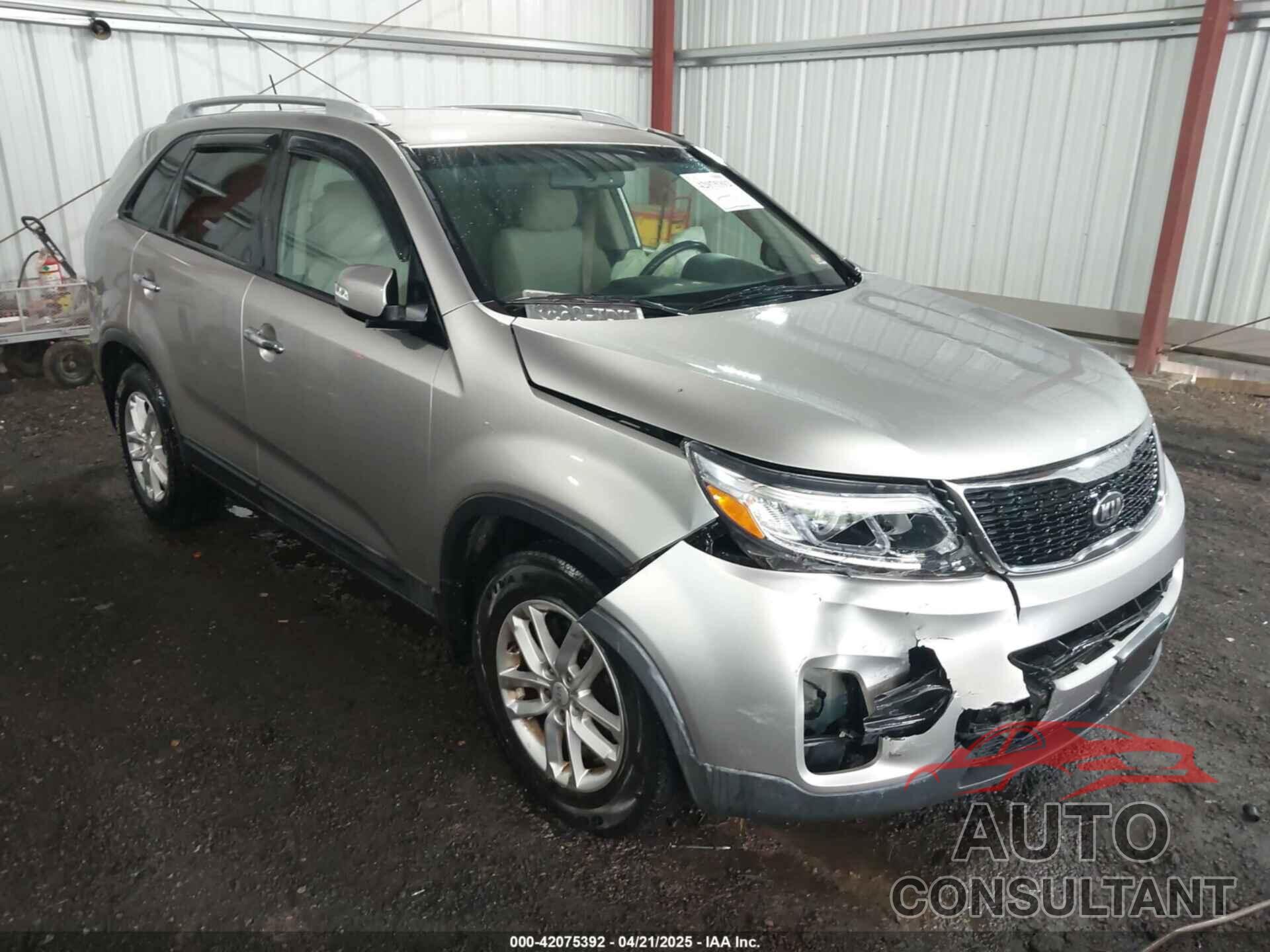 KIA SORENTO 2015 - 5XYKT3A66FG563884