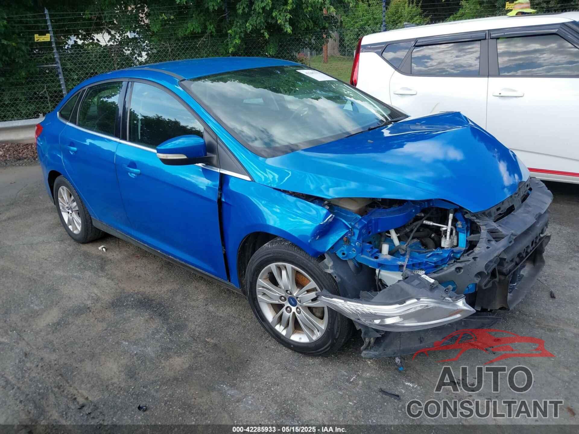 FORD FOCUS 2012 - 1FAHP3H28CL424315