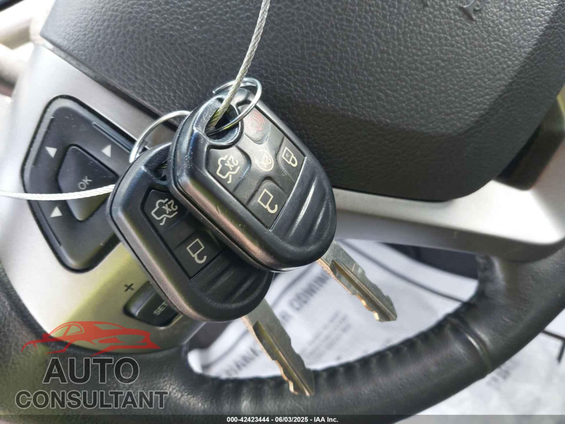 FORD TAURUS 2014 - 1FAHP2E85EG162669