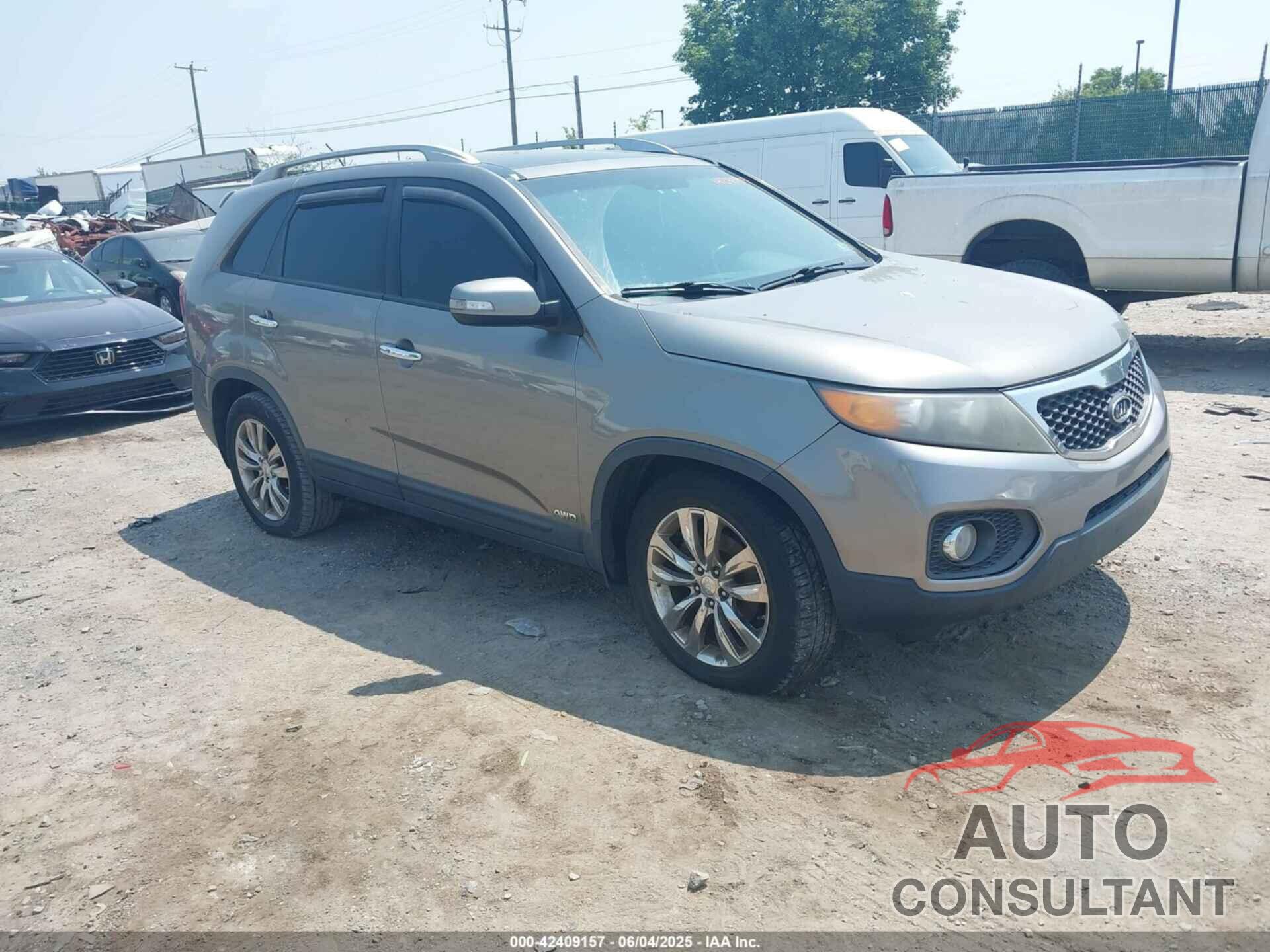 KIA SORENTO 2011 - 5XYKUDA26BG059667