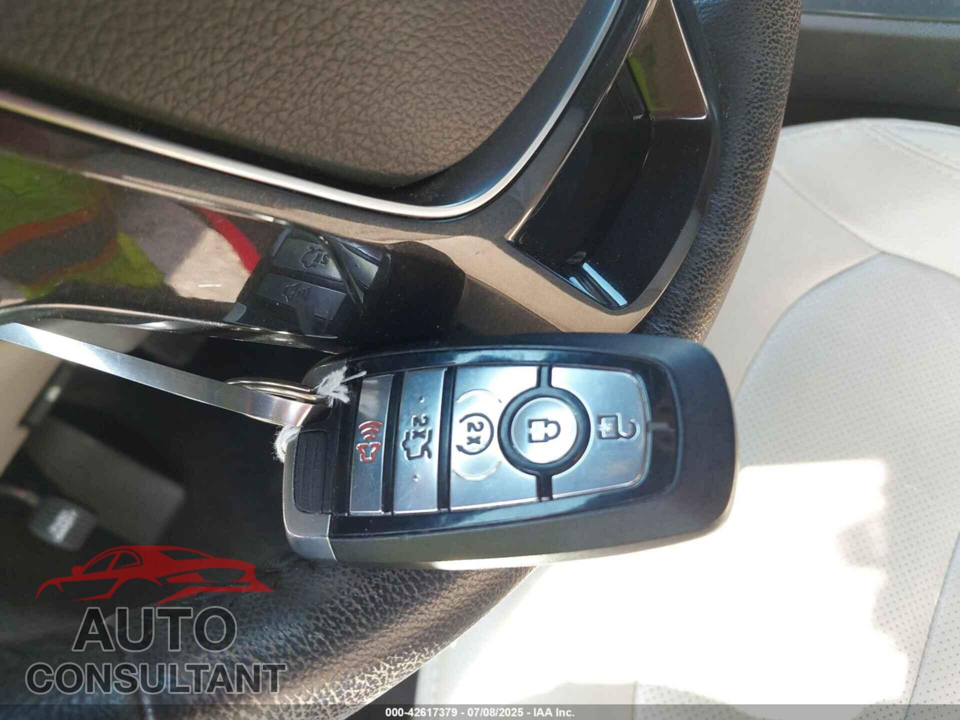 FORD EXPLORER 2018 - 1FM5K7F8XJGB15294