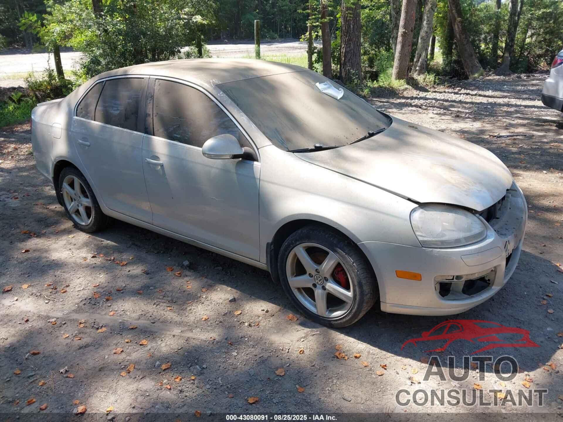VOLKSWAGEN JETTA 2010 - 3VWRL7AJ7AM026816