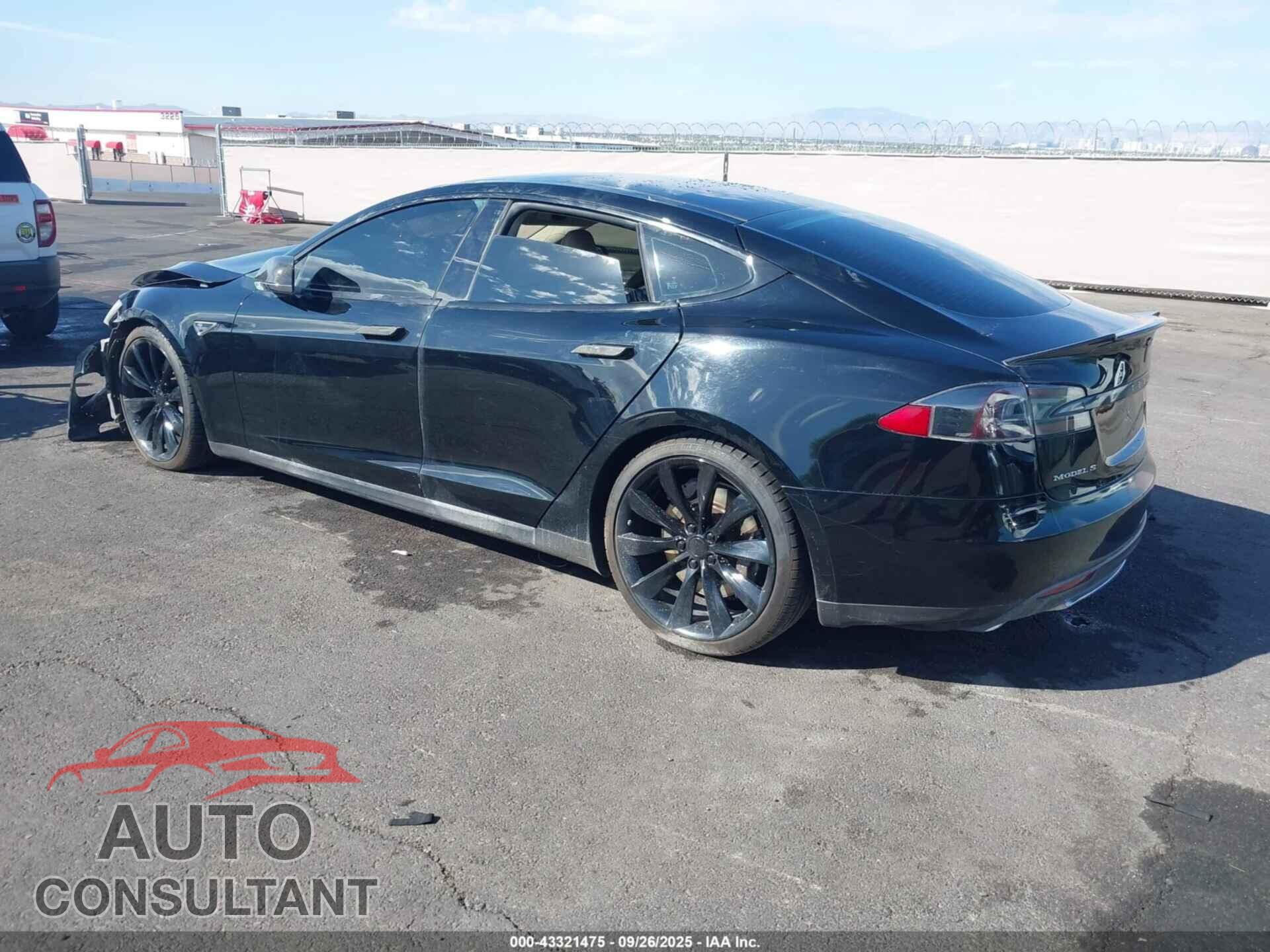 TESLA MODEL S 2012 - 5YJSA1DP8CFP02429