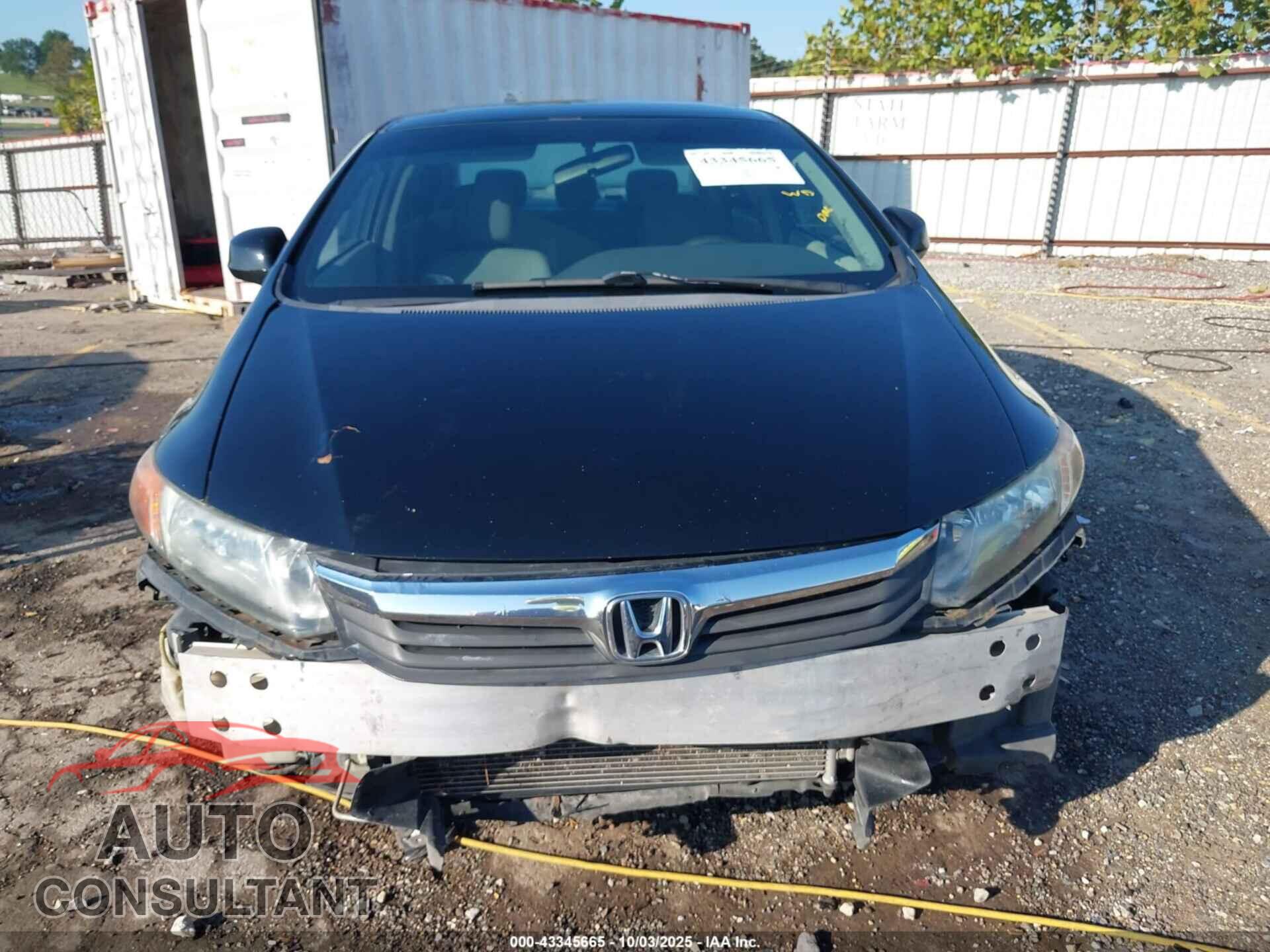 HONDA CIVIC 2012 - 2HGFB2F52CH581120