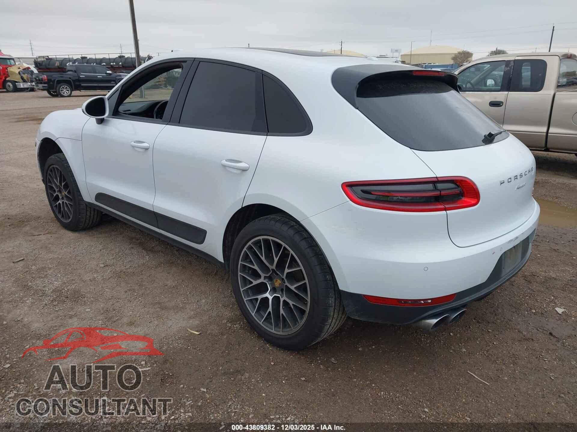 PORSCHE MACAN 2018 - WP1AA2A57JLB18004