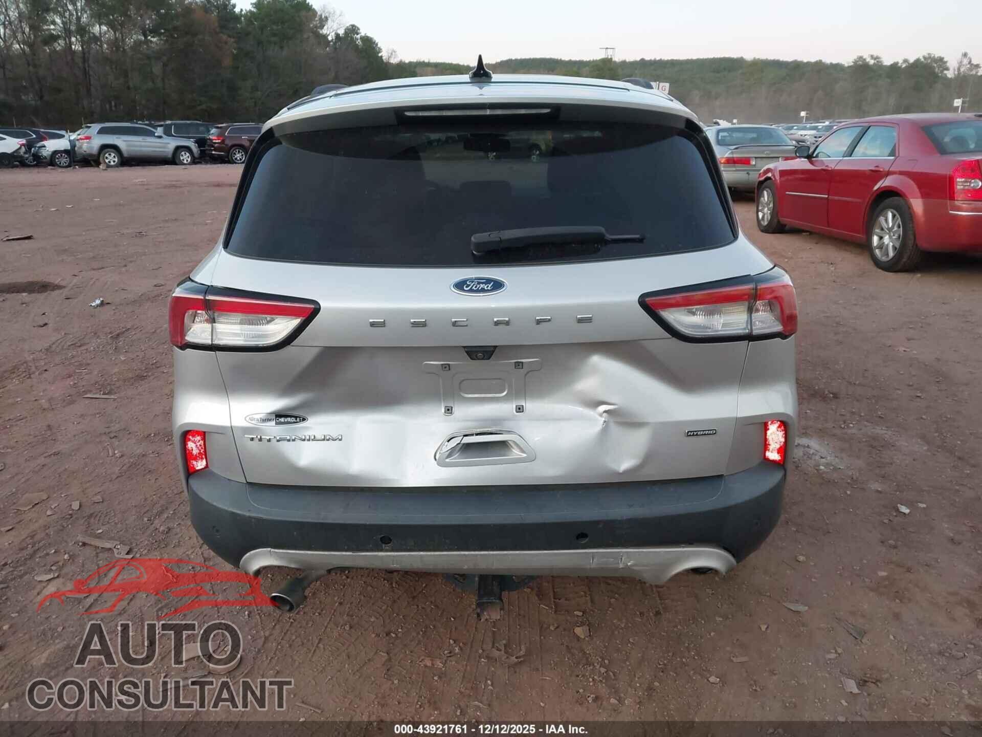 FORD ESCAPE 2020 - 1FMCU0DZ0LUA23846