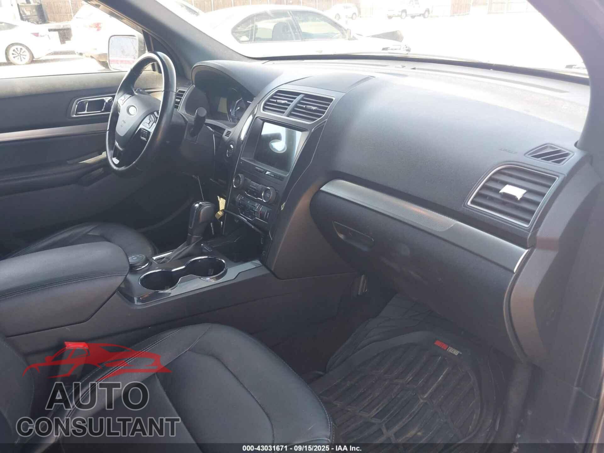 FORD EXPLORER 2018 - 1FM5K8D87JGB93945